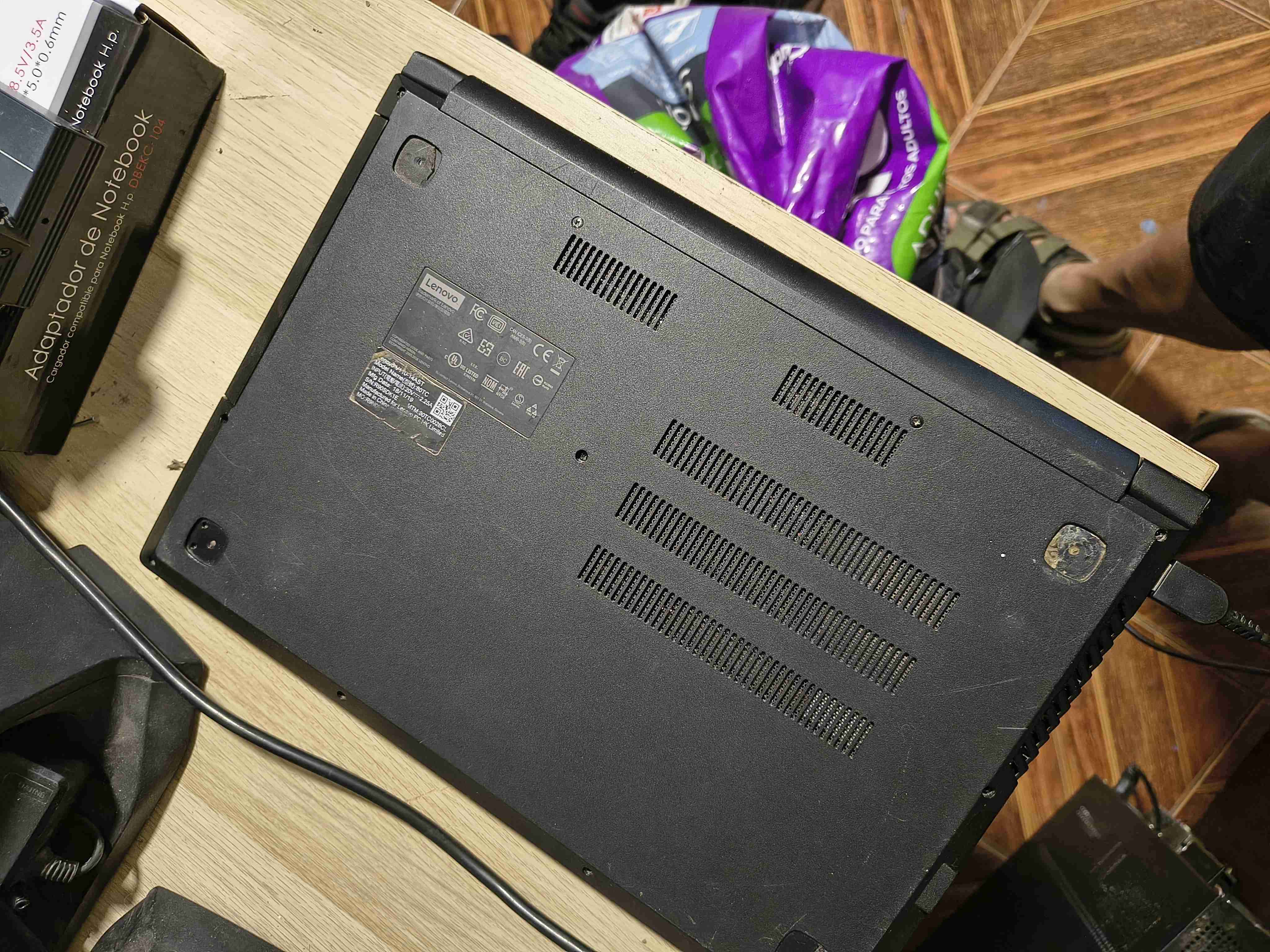 Notebook Lenovo V110 - miniatura 3