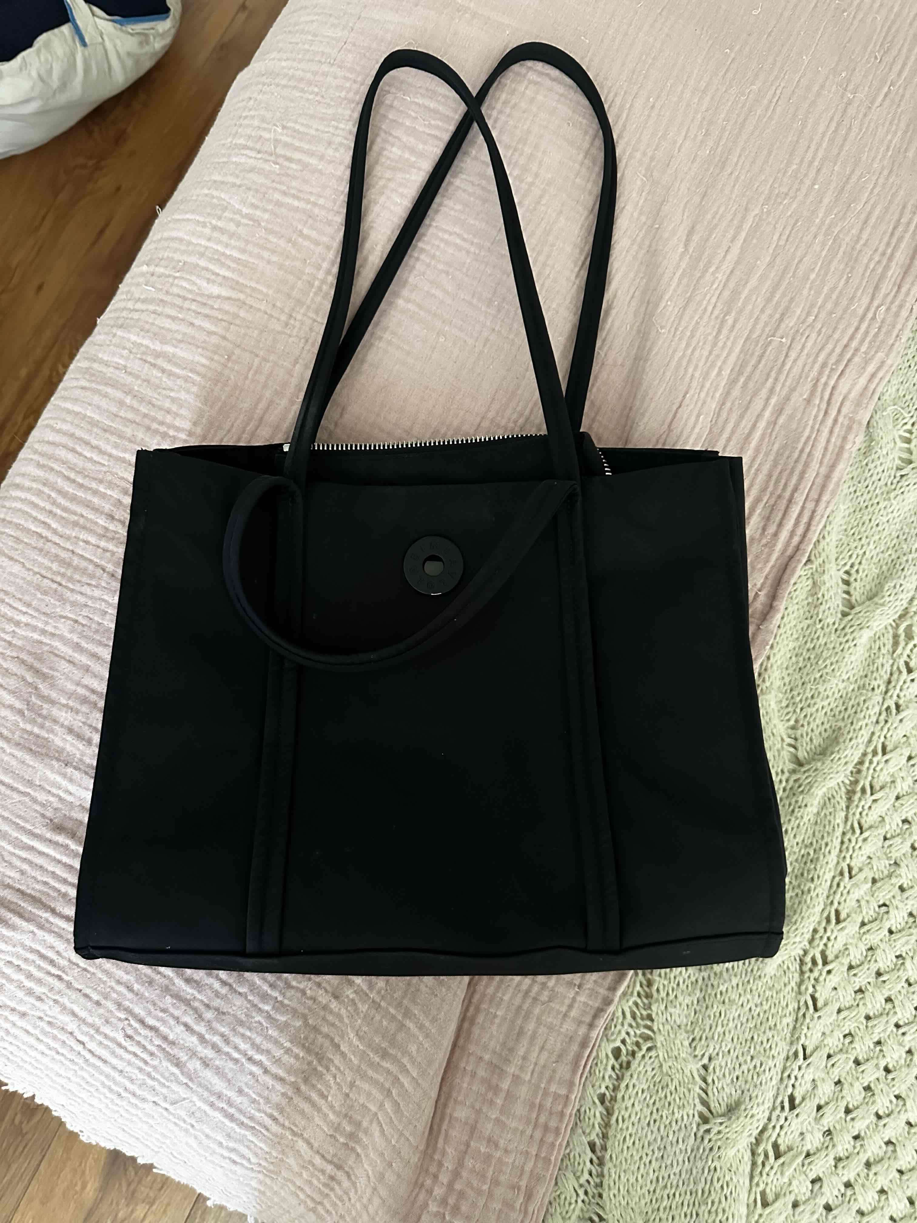 Bolso negro elegante bimba Y Lola original