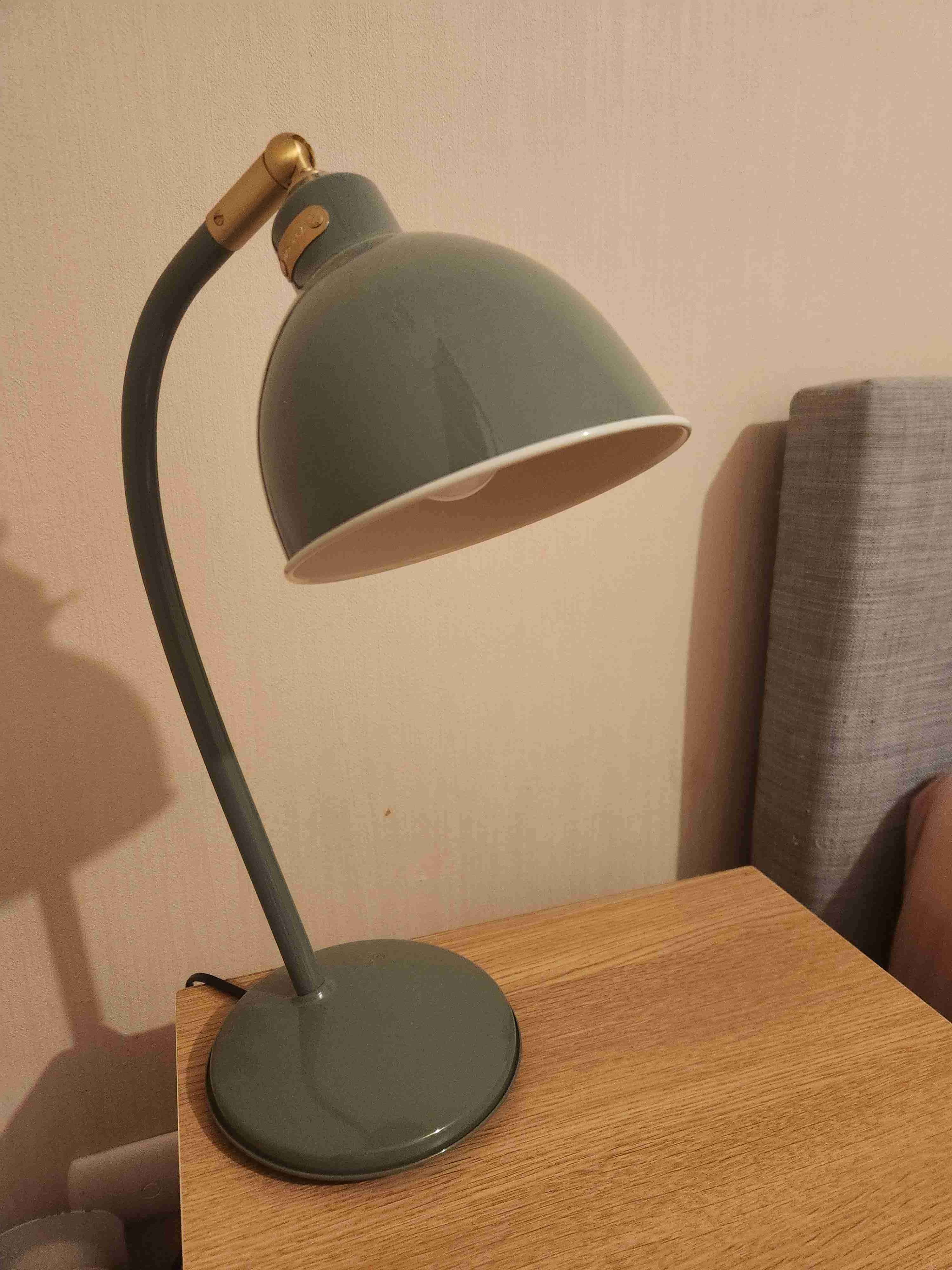 Lámparas de escritorio verde moderna