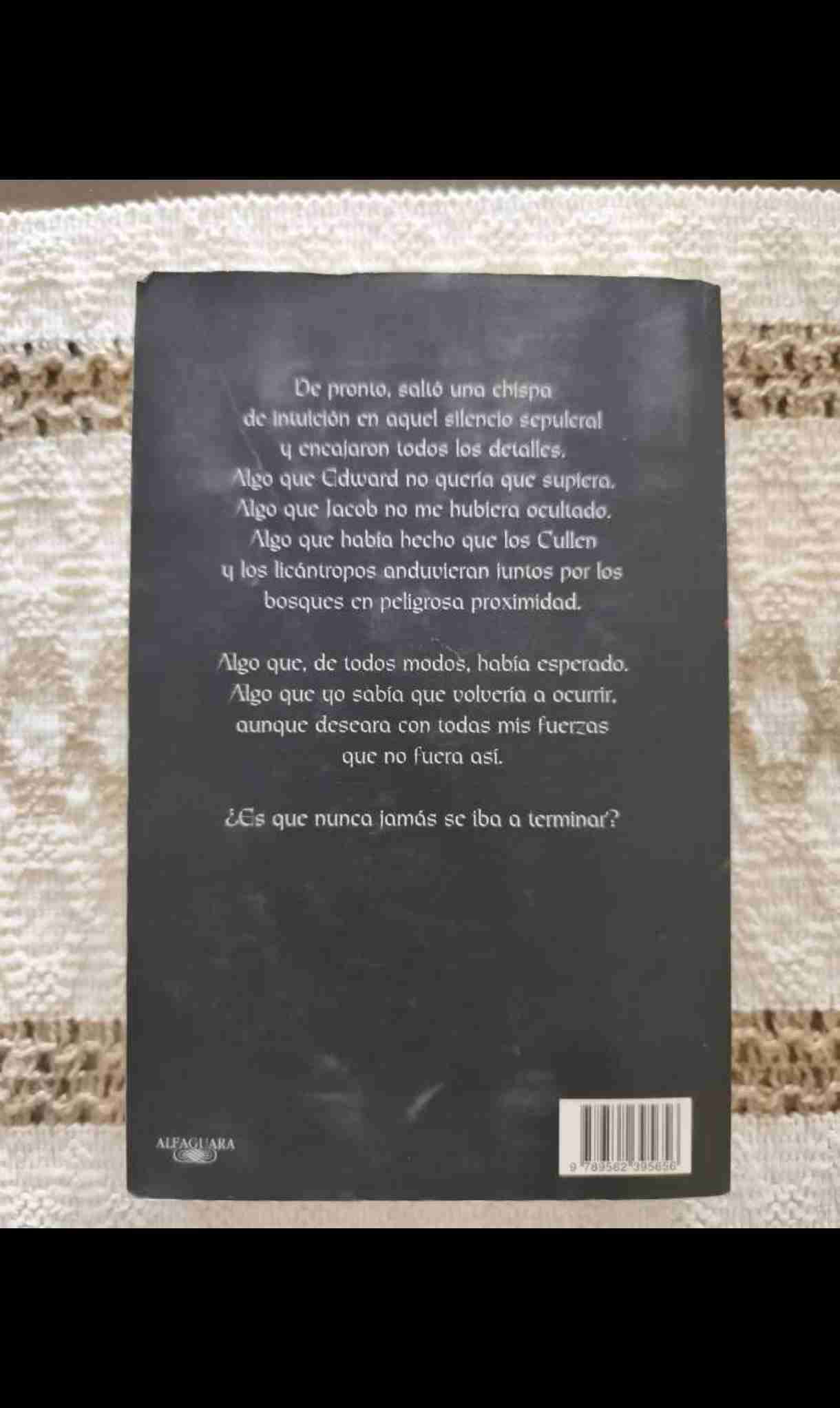 Libro 'Eclipse' de Stephenie Meyer - miniatura 2