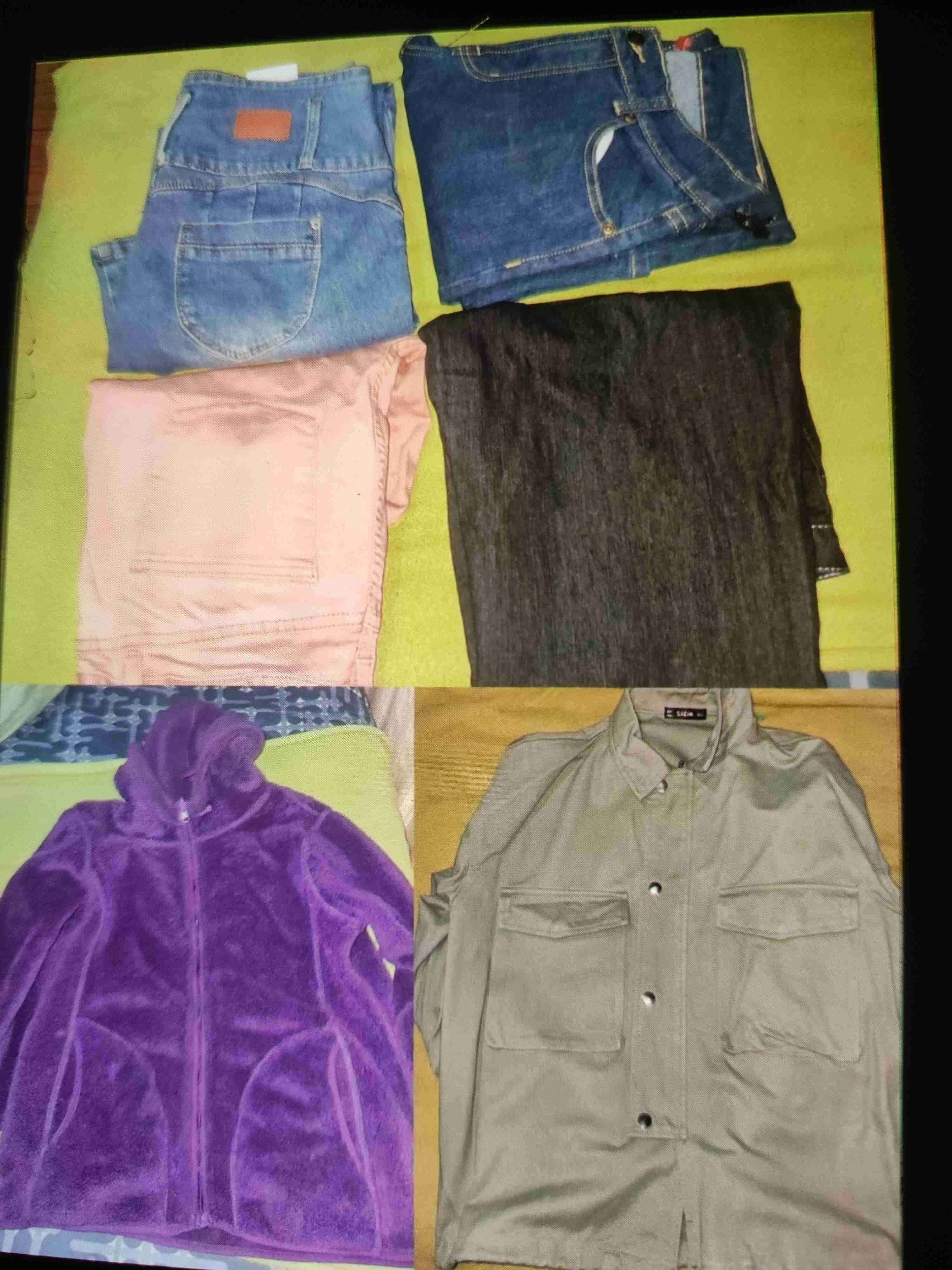 Conjunto de chaquetas y pantalones