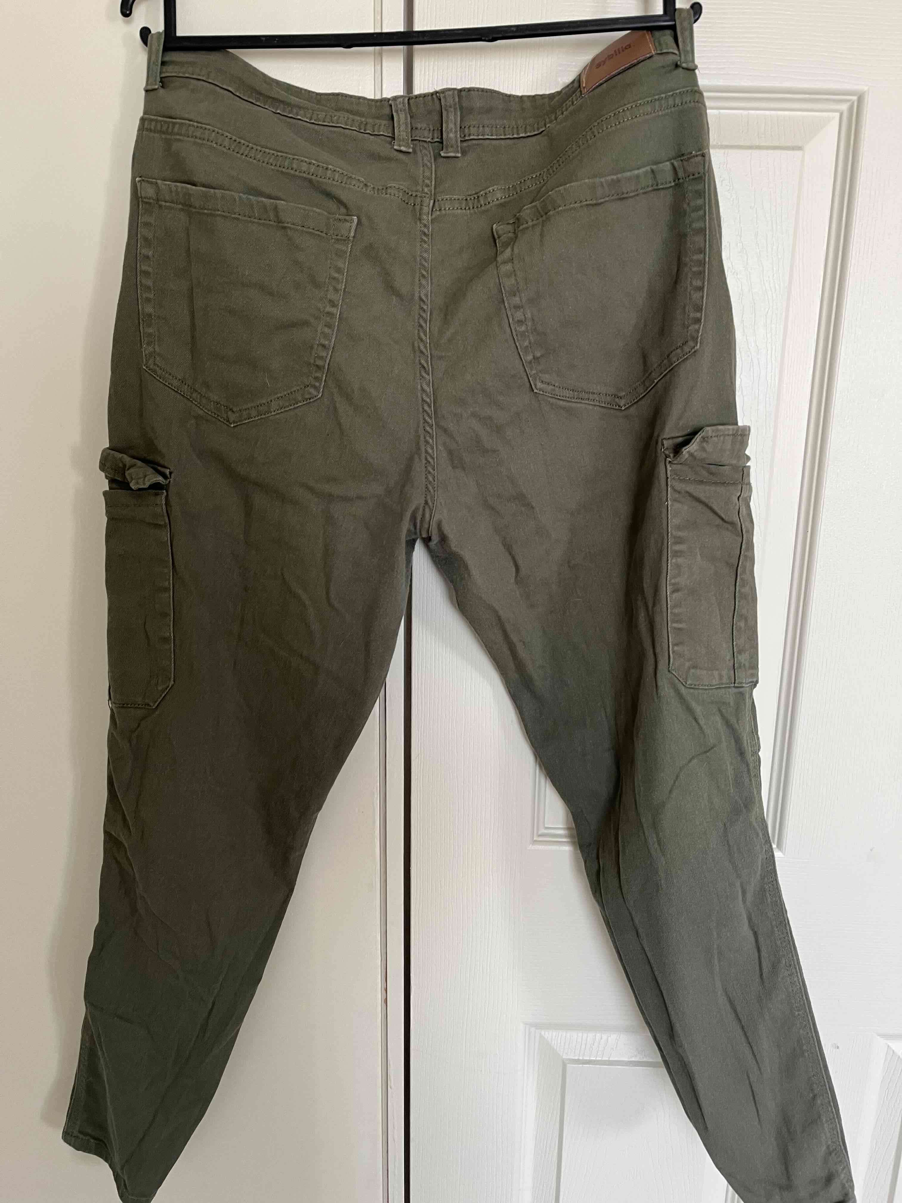 Pantalón cargo verde oliva - miniatura 3