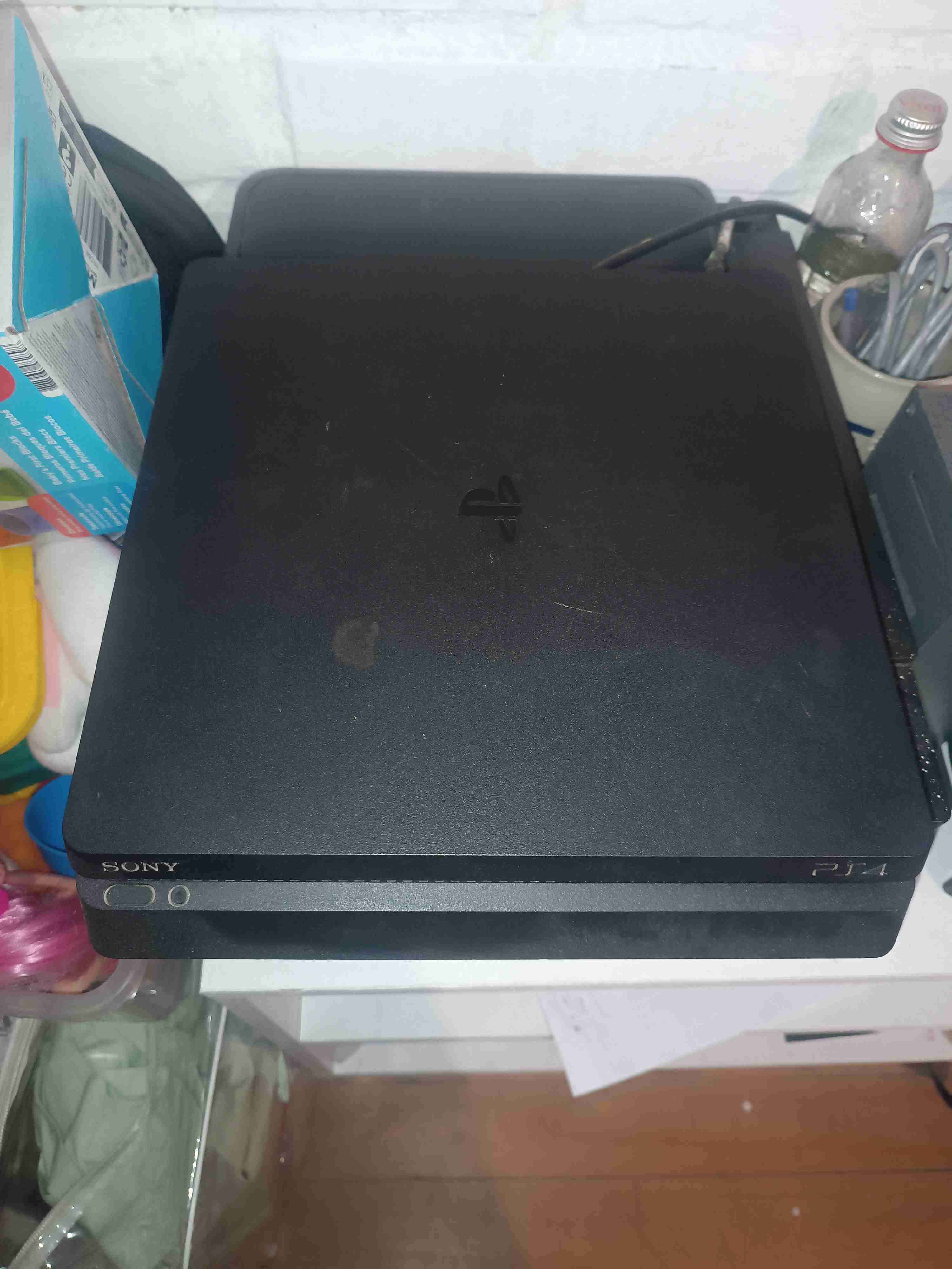 Consola PlayStation slim - miniatura 2