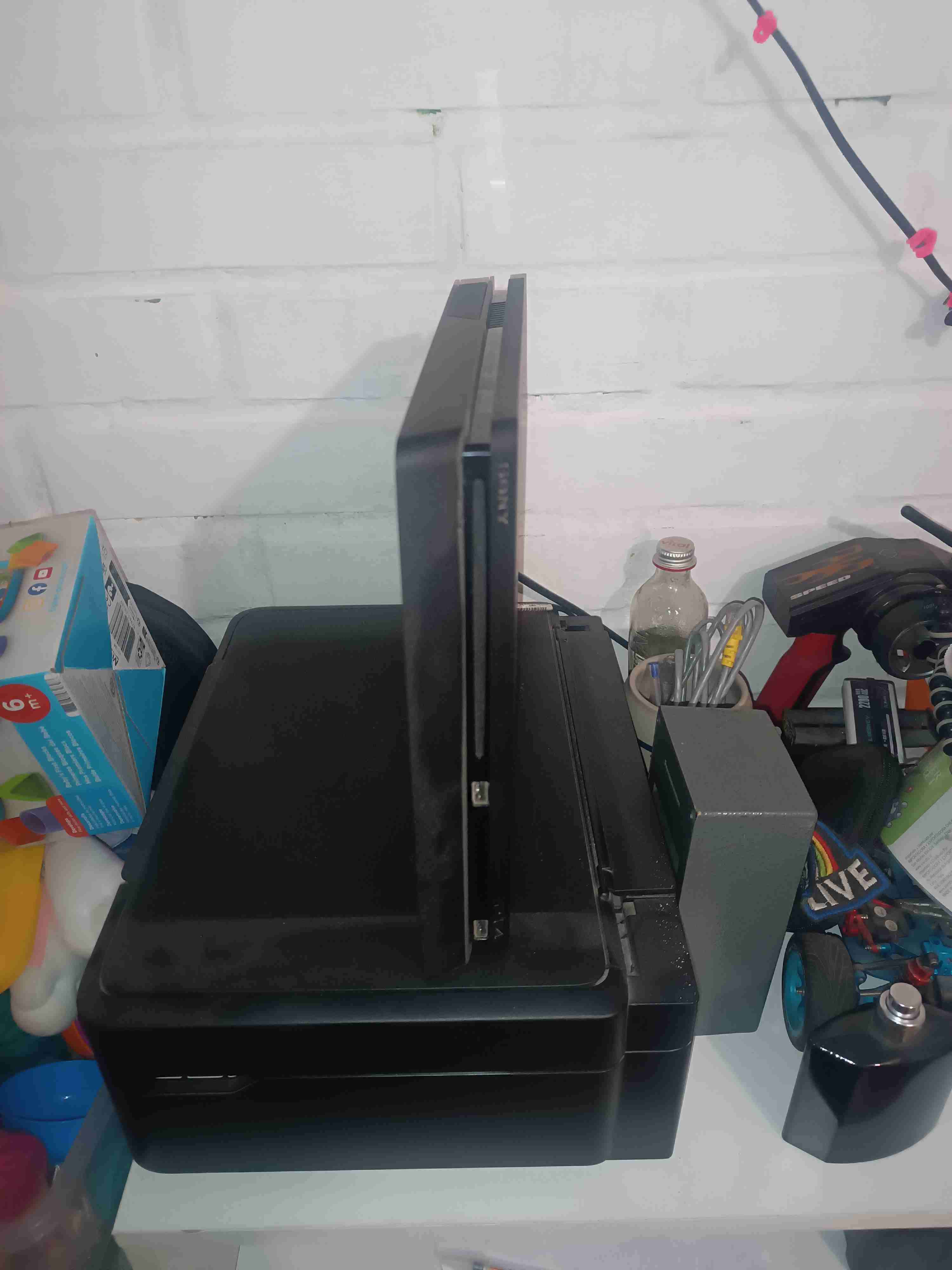 Consola PlayStation slim - miniatura 4