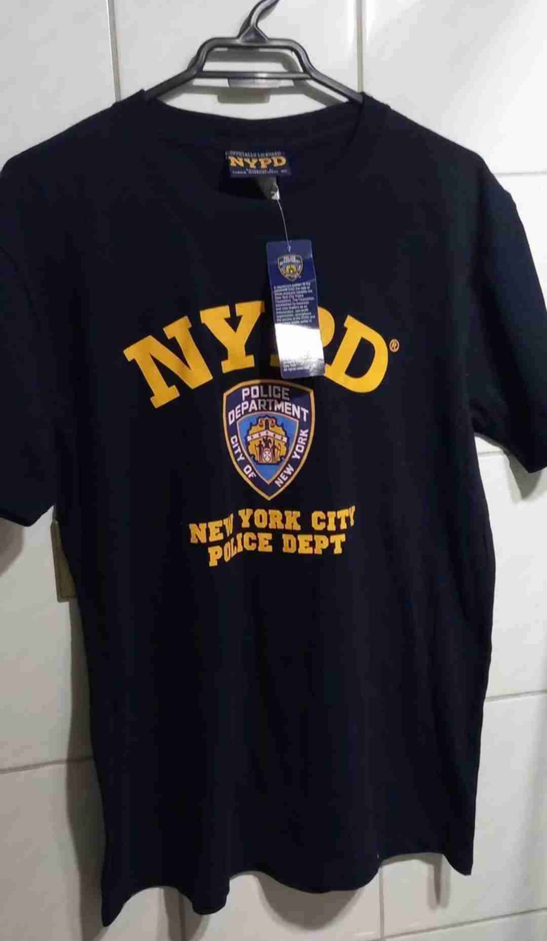 Polera negra NYPD nueva