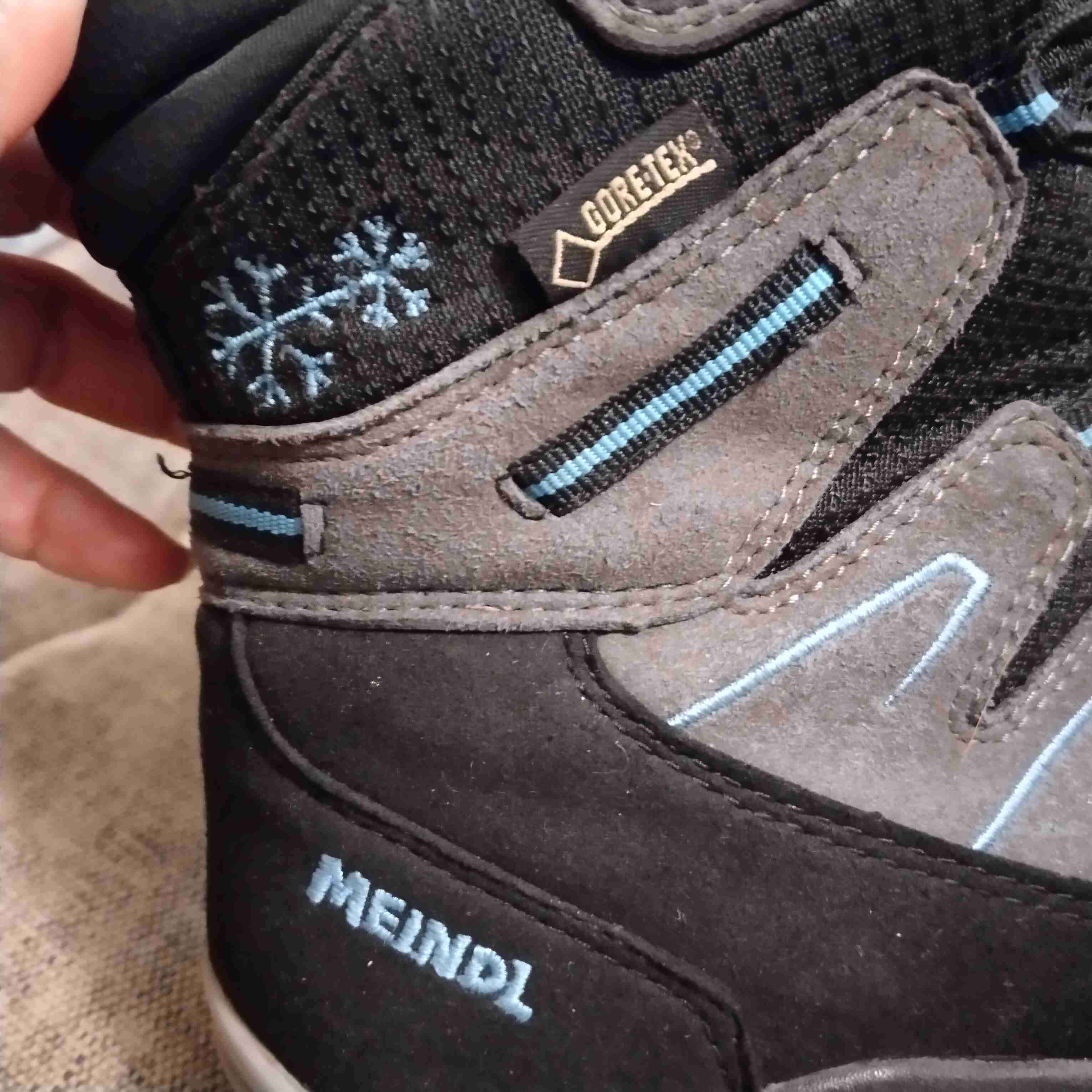 Botas de montaña Keen gris y azul - miniatura 2