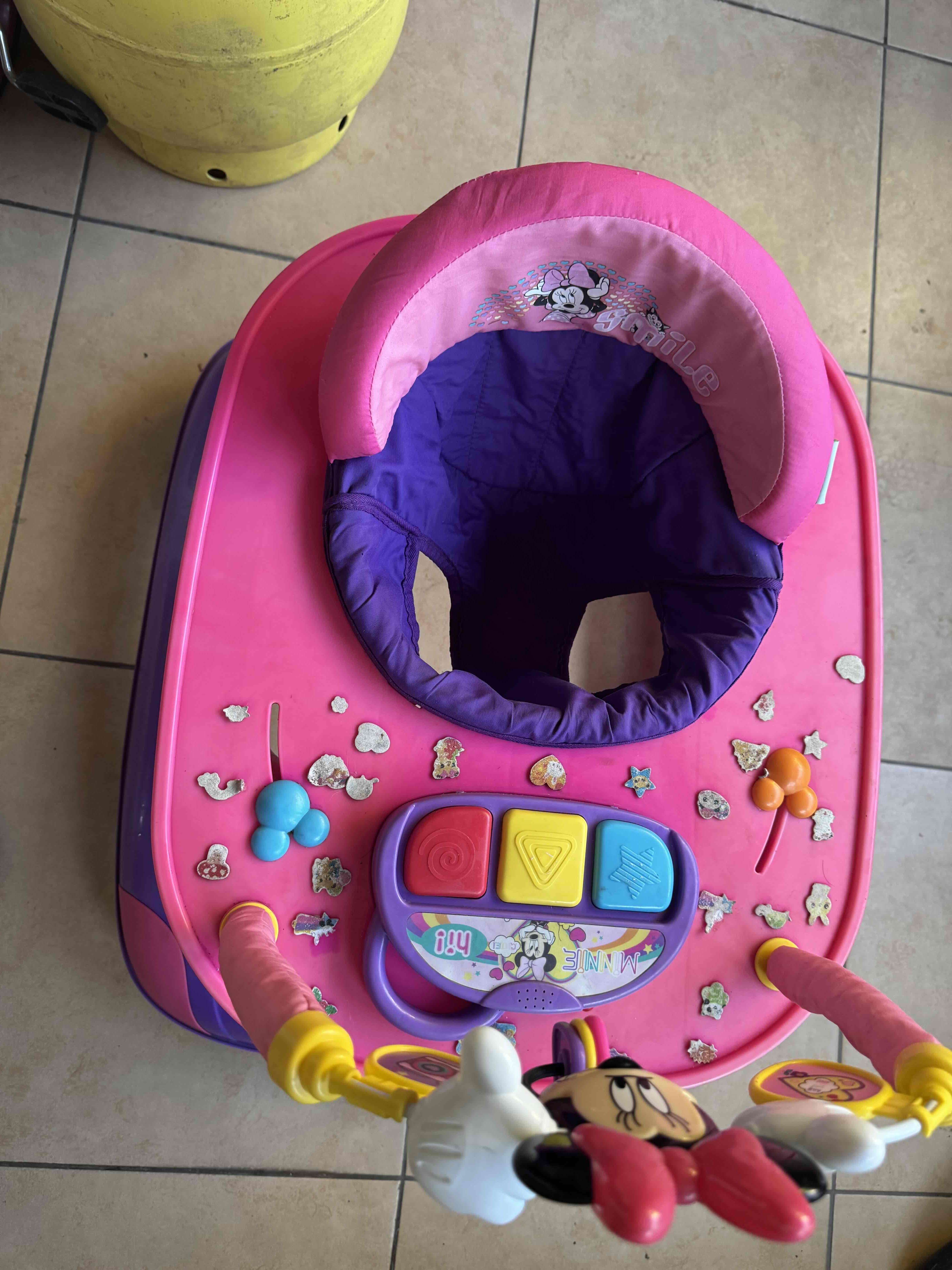Andador Minnie Mouse rosado - miniatura 5