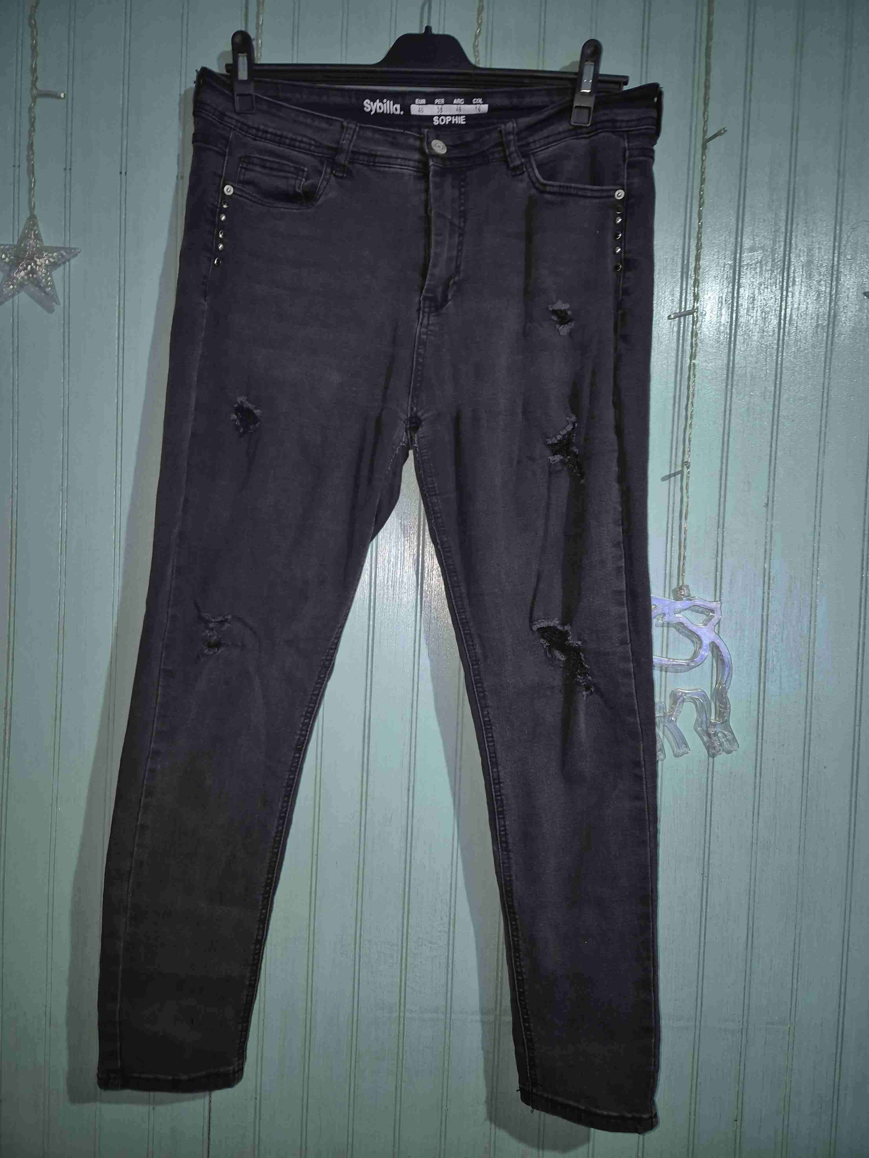 Jeans con roturas - miniatura 2