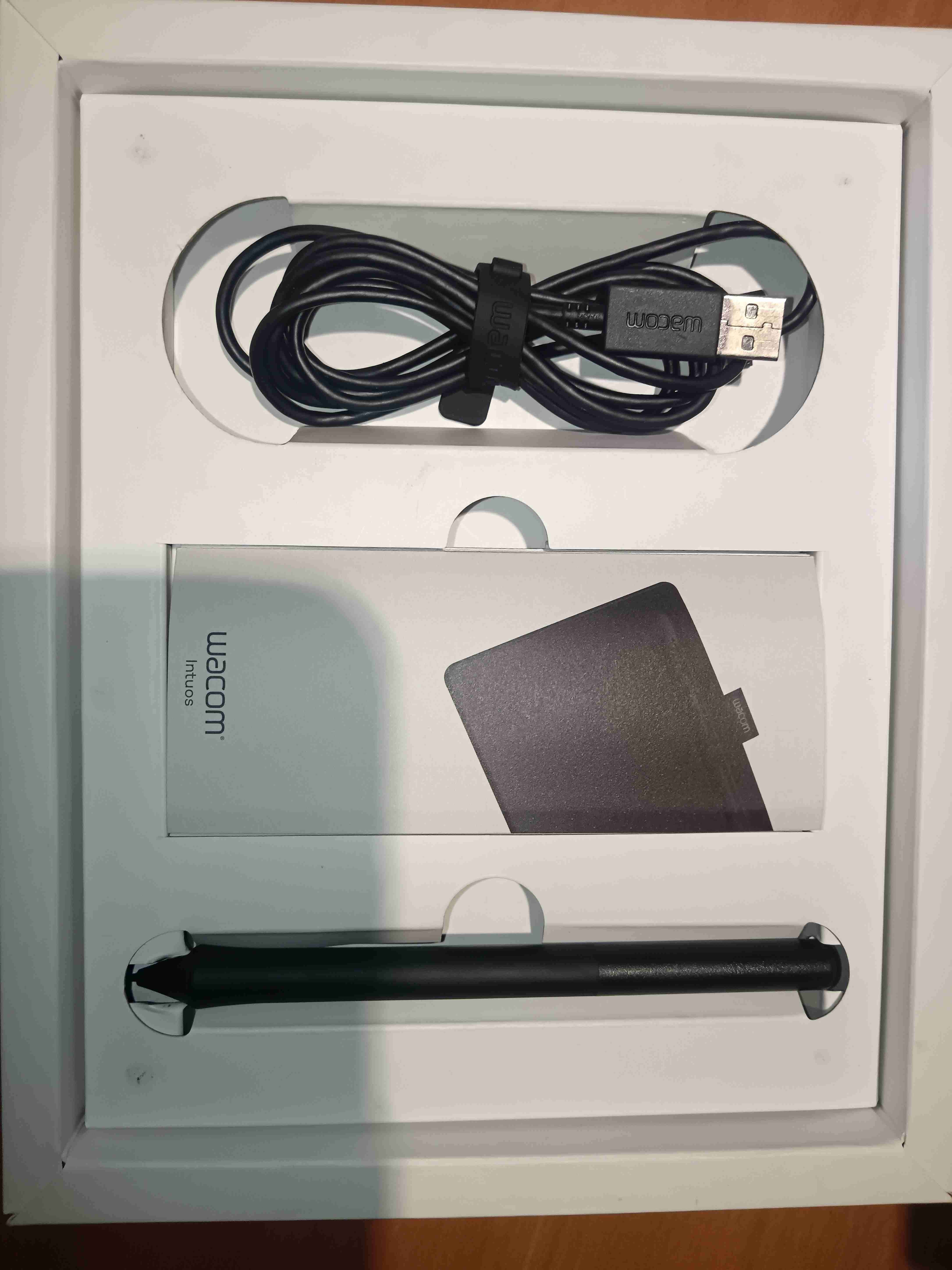 Tableta gráfica Wacom Intuos - miniatura 4