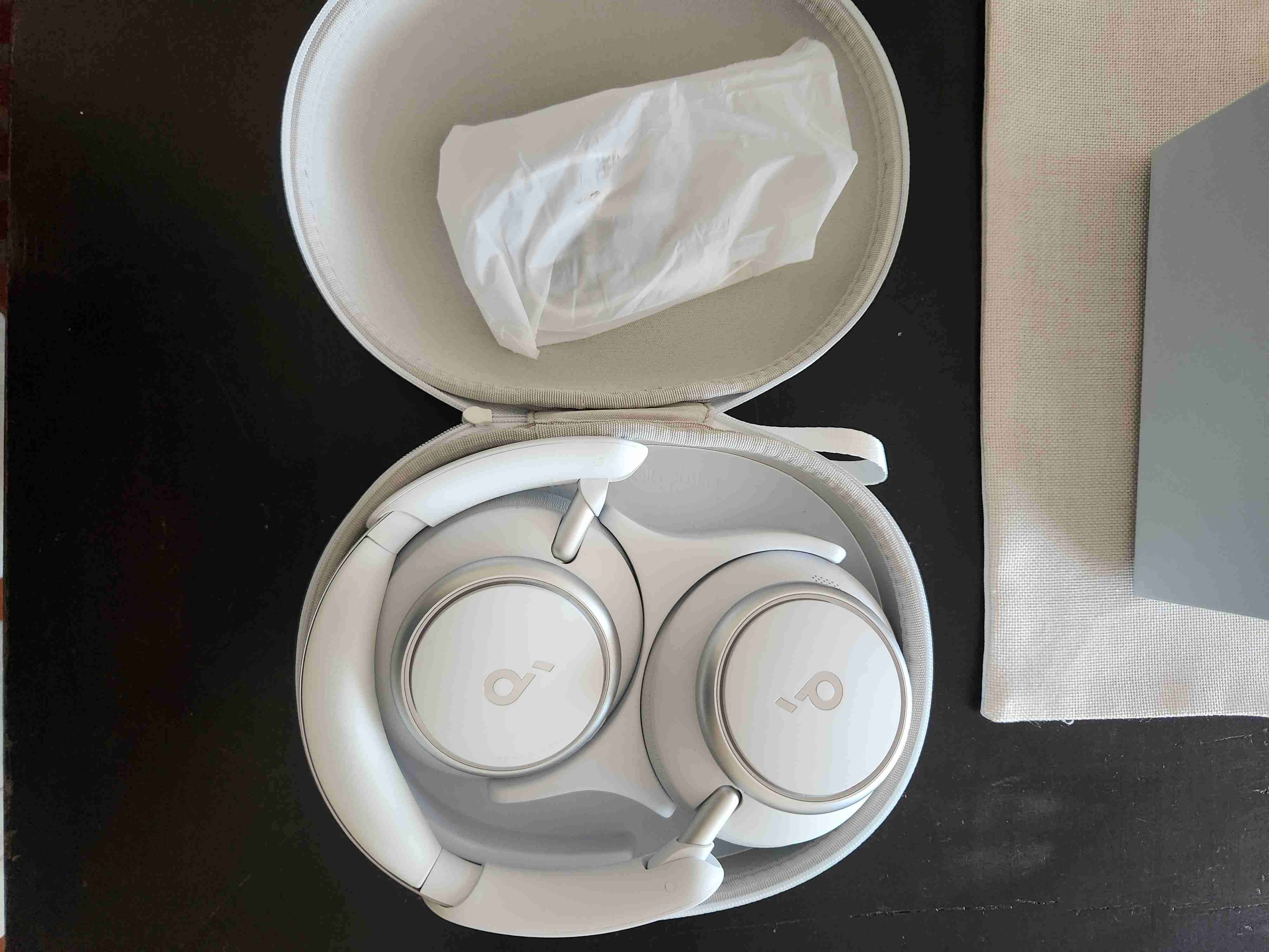 Vendo o permito audifonos soundcore Q45,con todo - miniatura 3