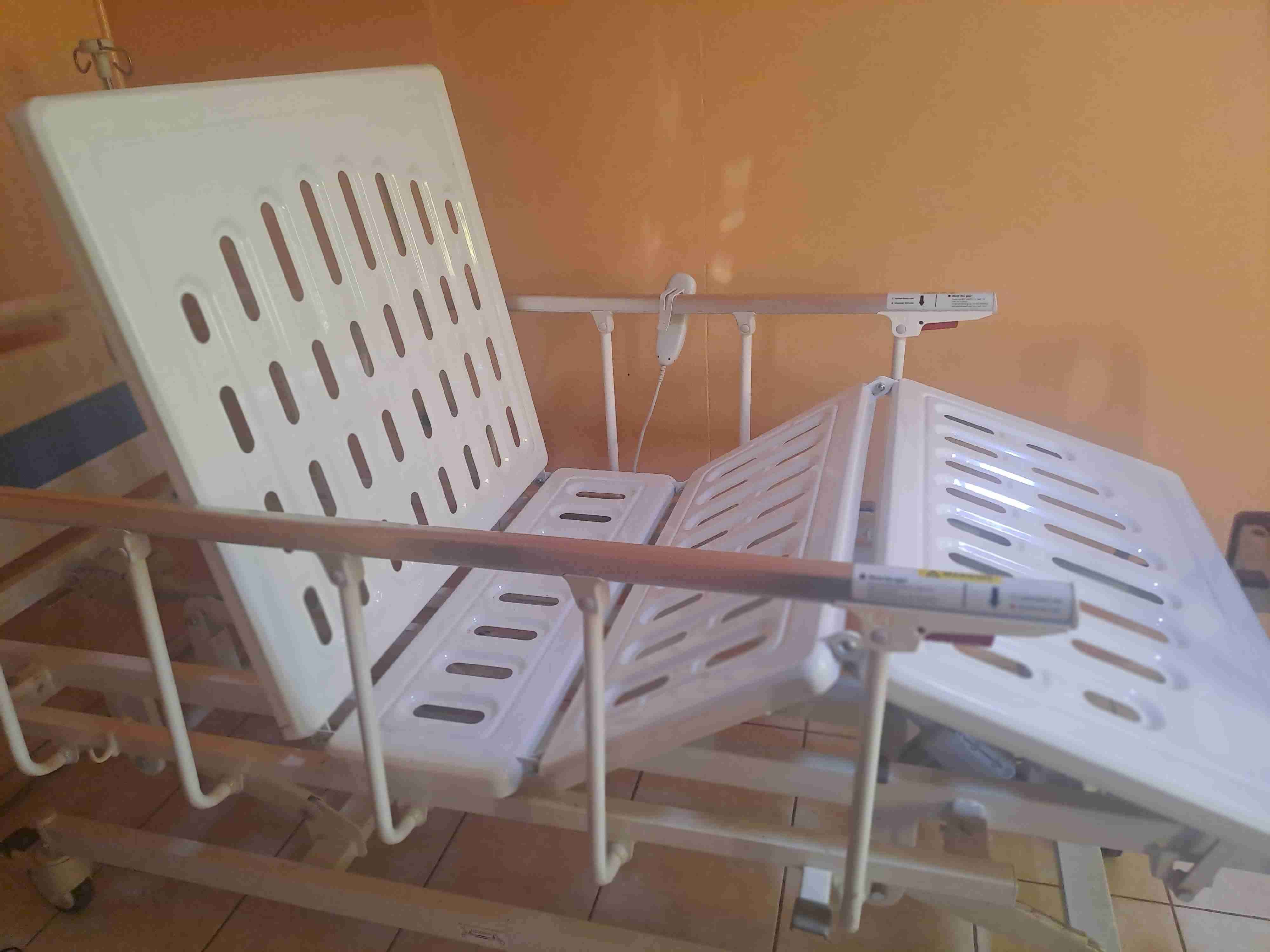 Cama clínica - miniatura 4