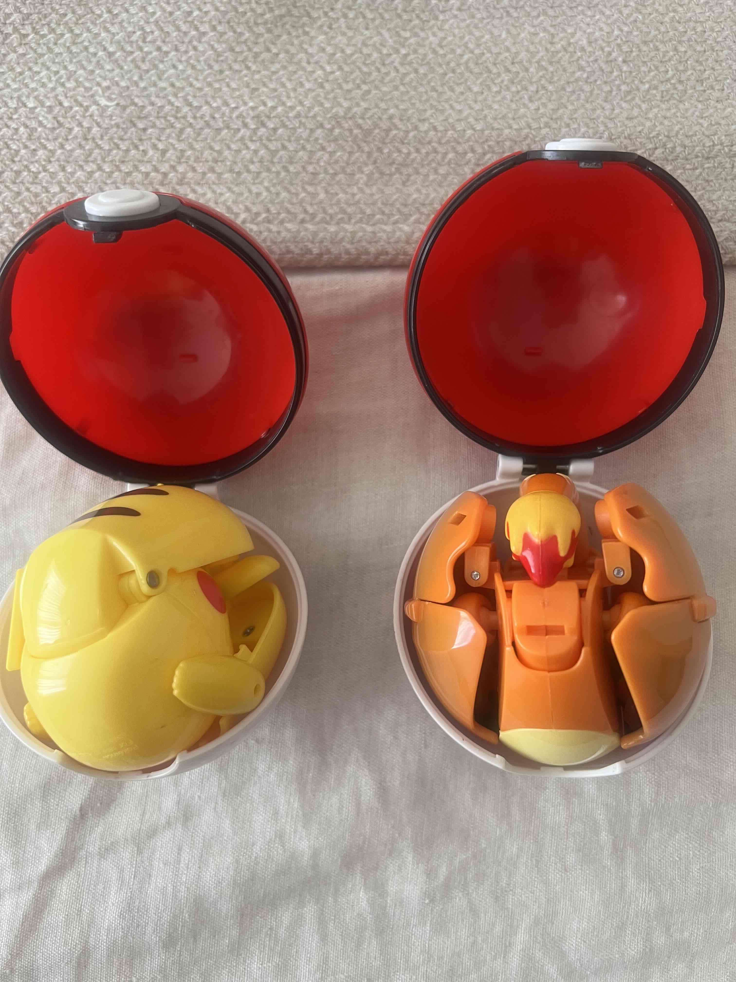 Álbum Set 200 cartas  Pokémon con pokebolas - miniatura 2