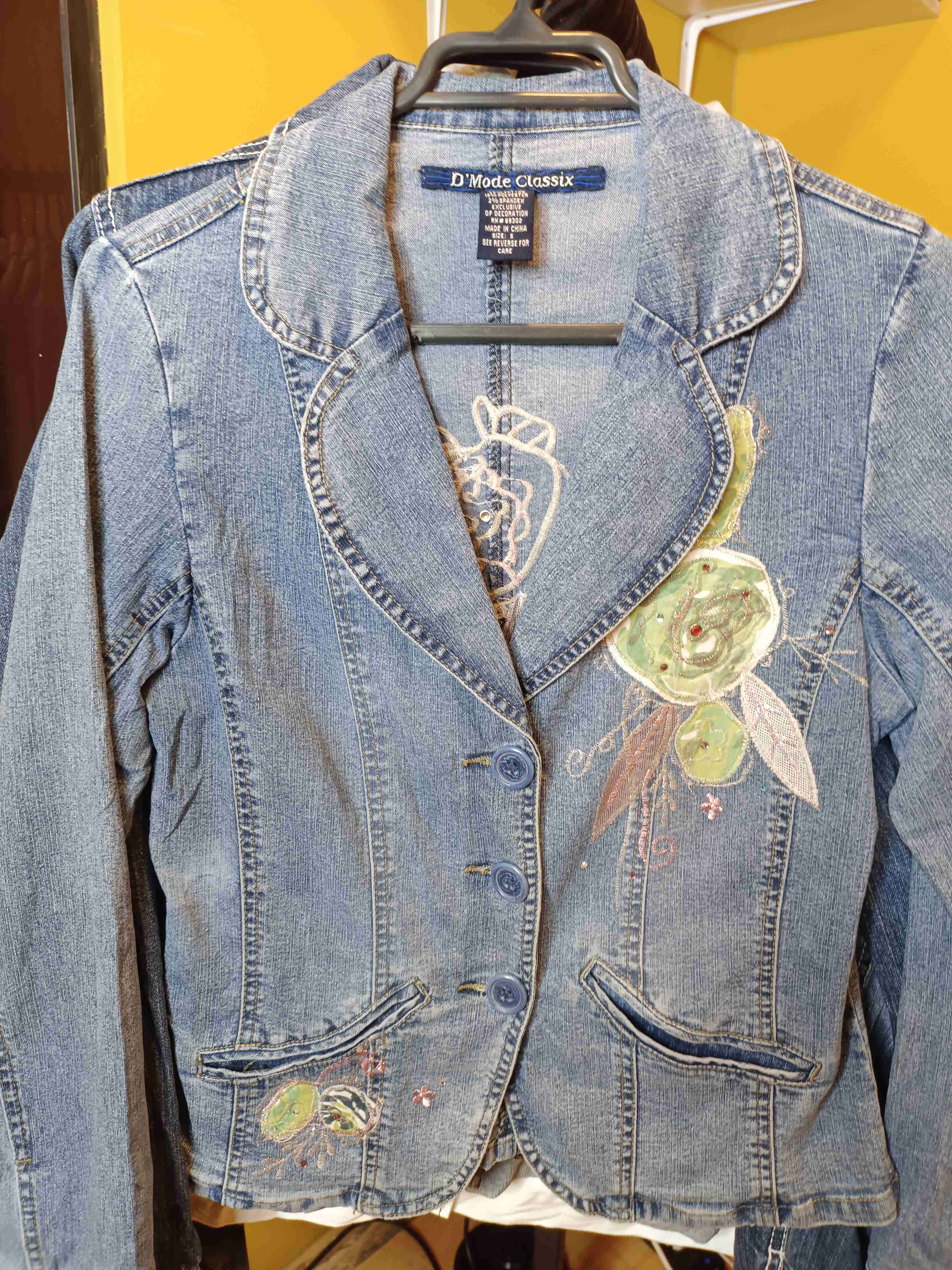 Chaquetas de mezclilla para mujer - miniatura 4