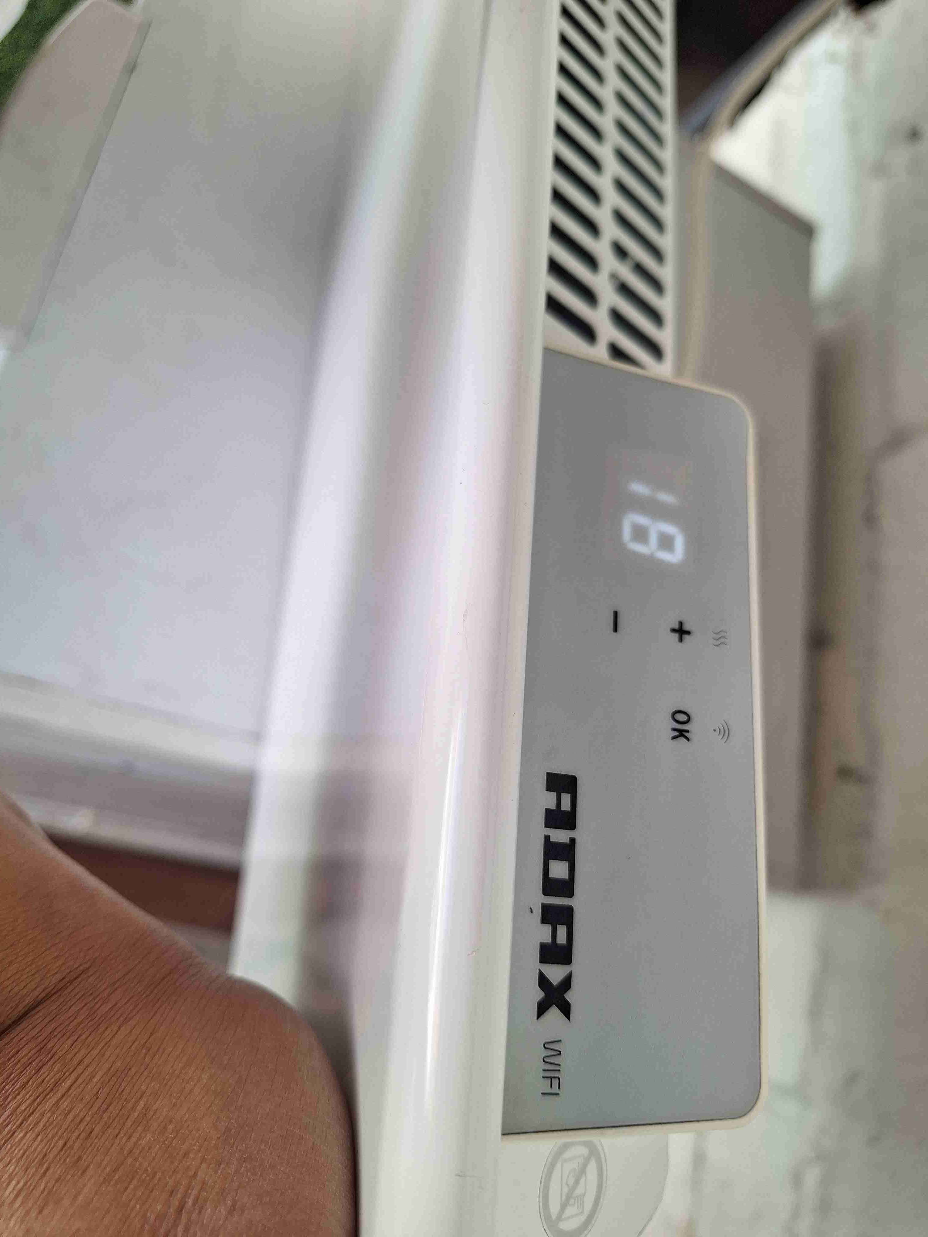 Calefactor de pared con Wi-Fi - miniatura 4