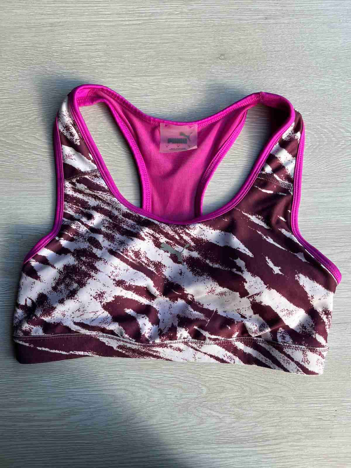 Top deportivo estampado rosa