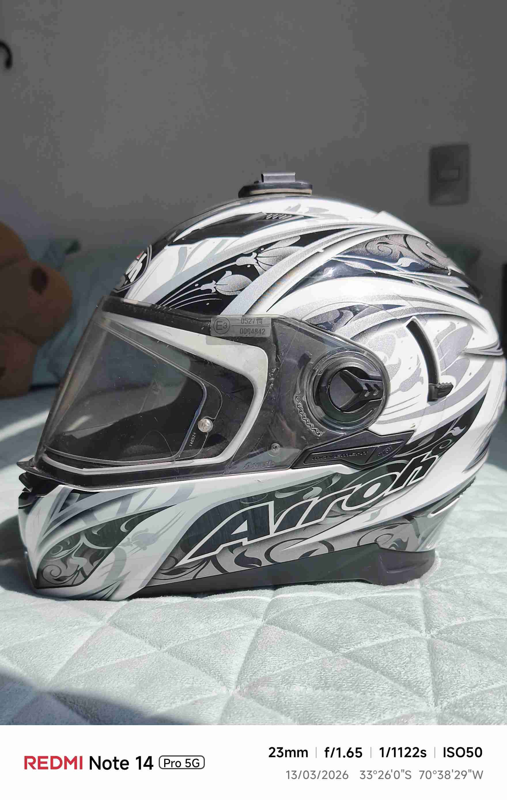 Casco Airoh integral negro y blanco - miniatura 5