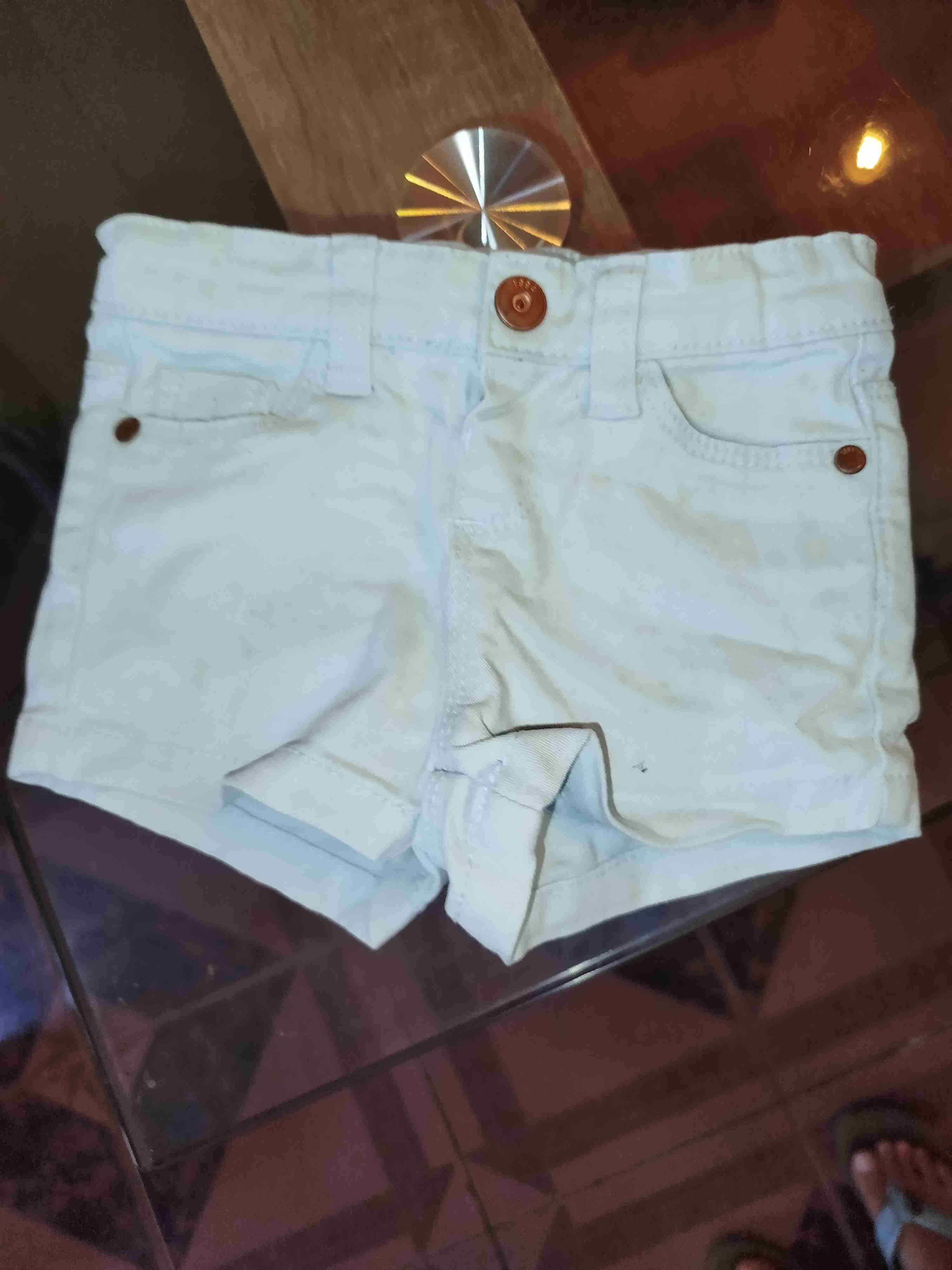 Shorts de mezclilla blancos