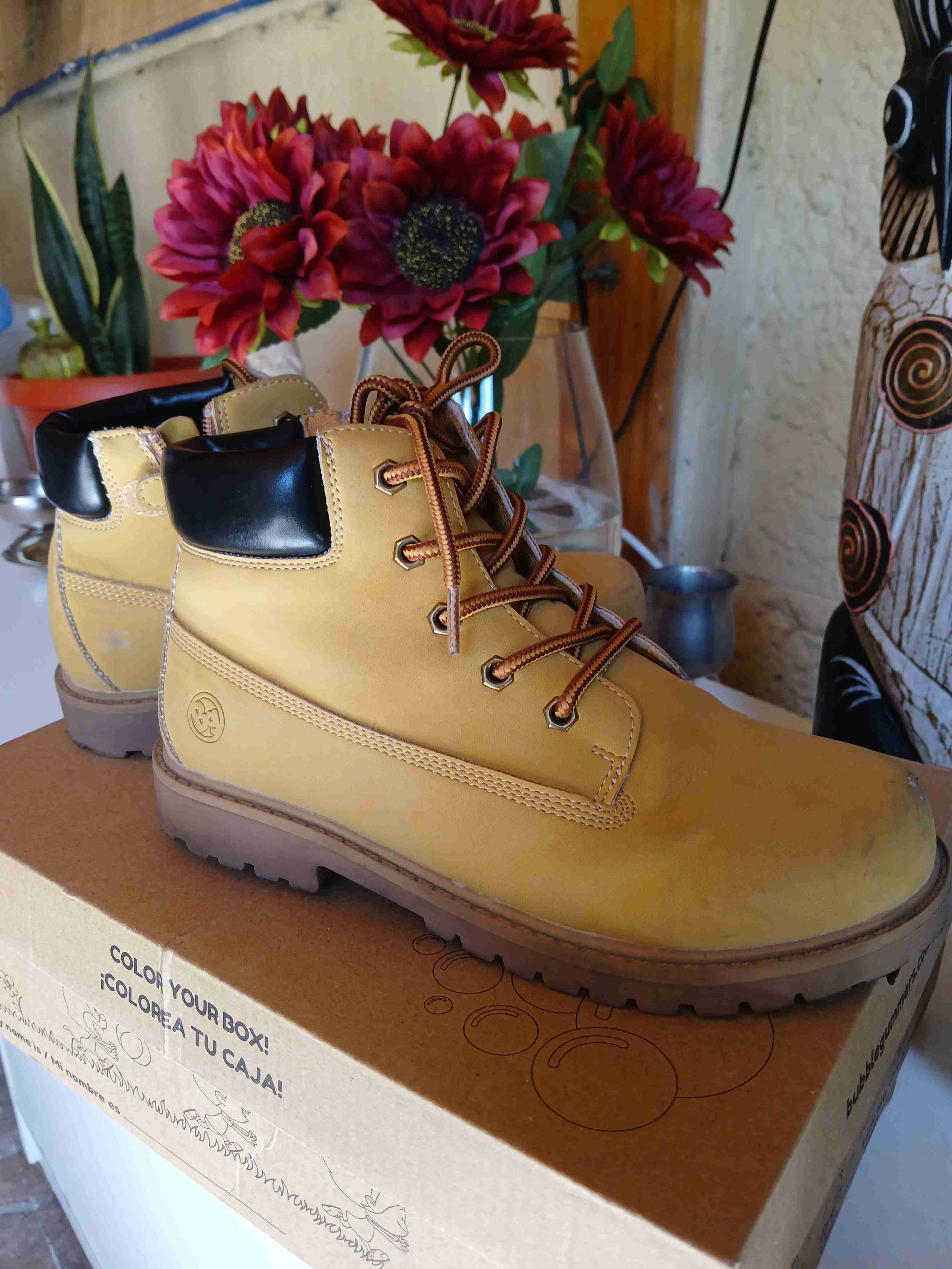 Botas beige para hombre - miniatura 2