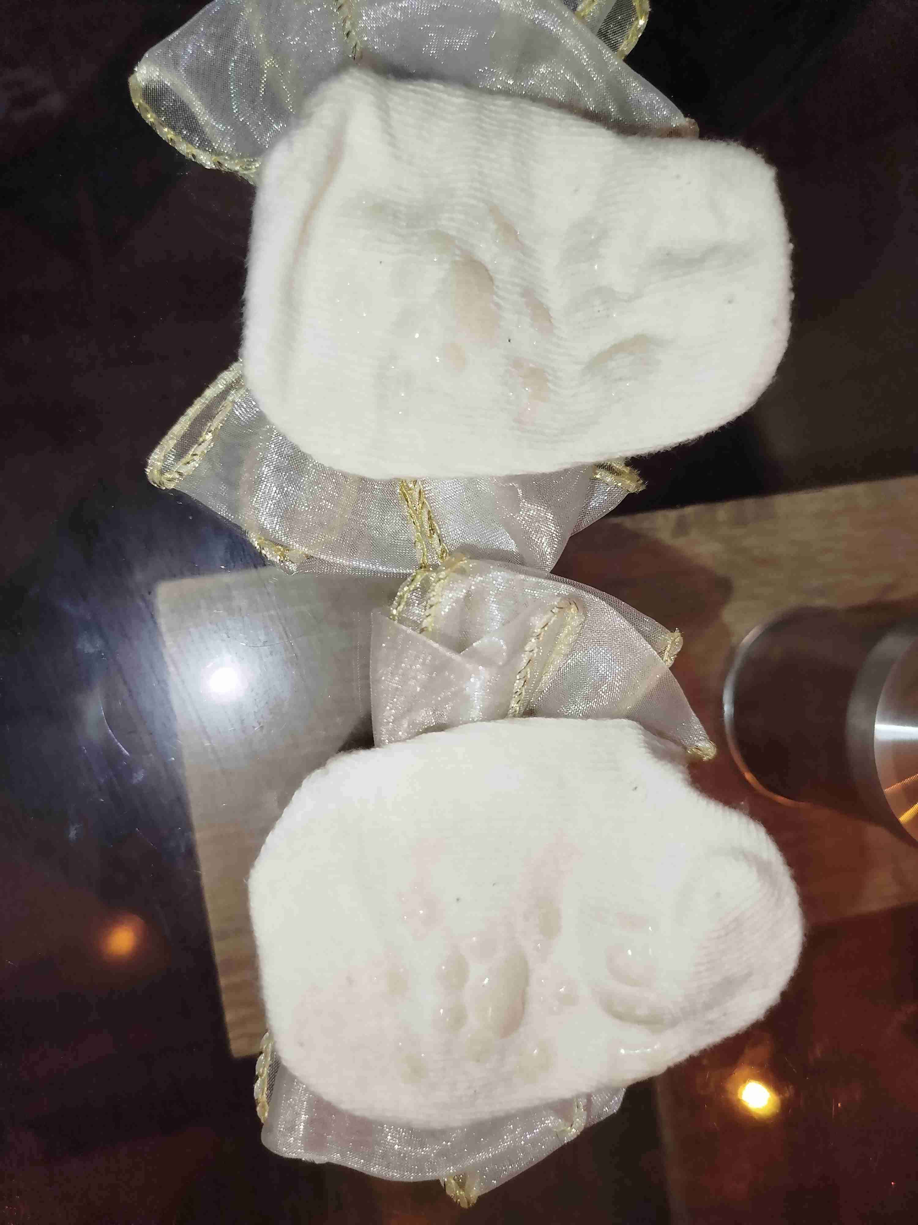 Medias con moño dorado - miniatura 2