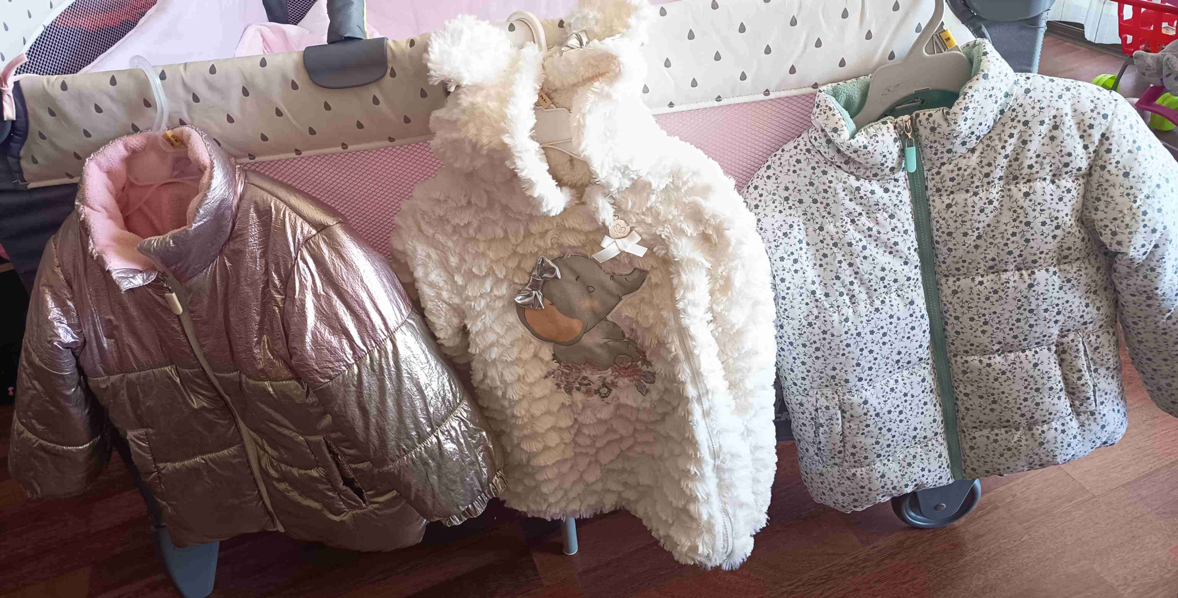 Chaquetas de niña acolchada x 3 (24 meses)