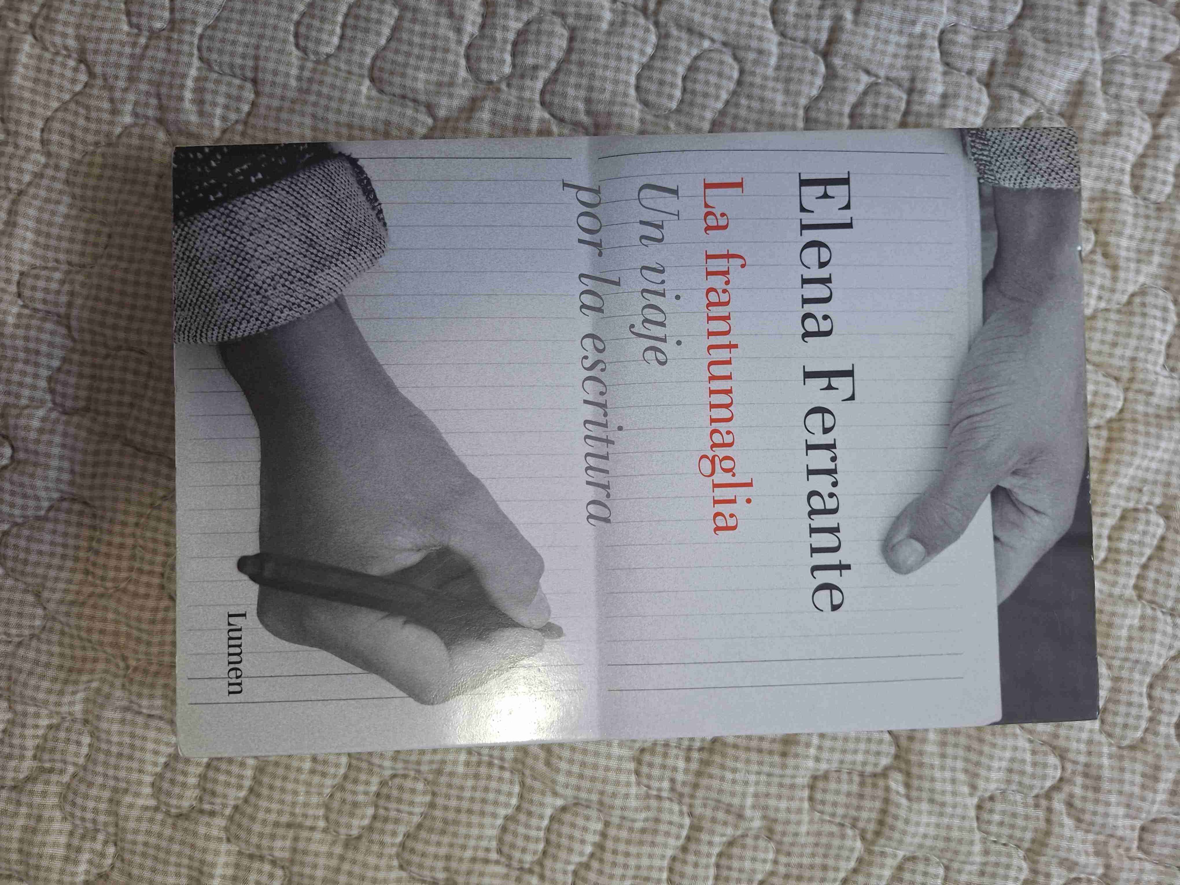 Libro 'La frantumaglia' Elena Ferrante