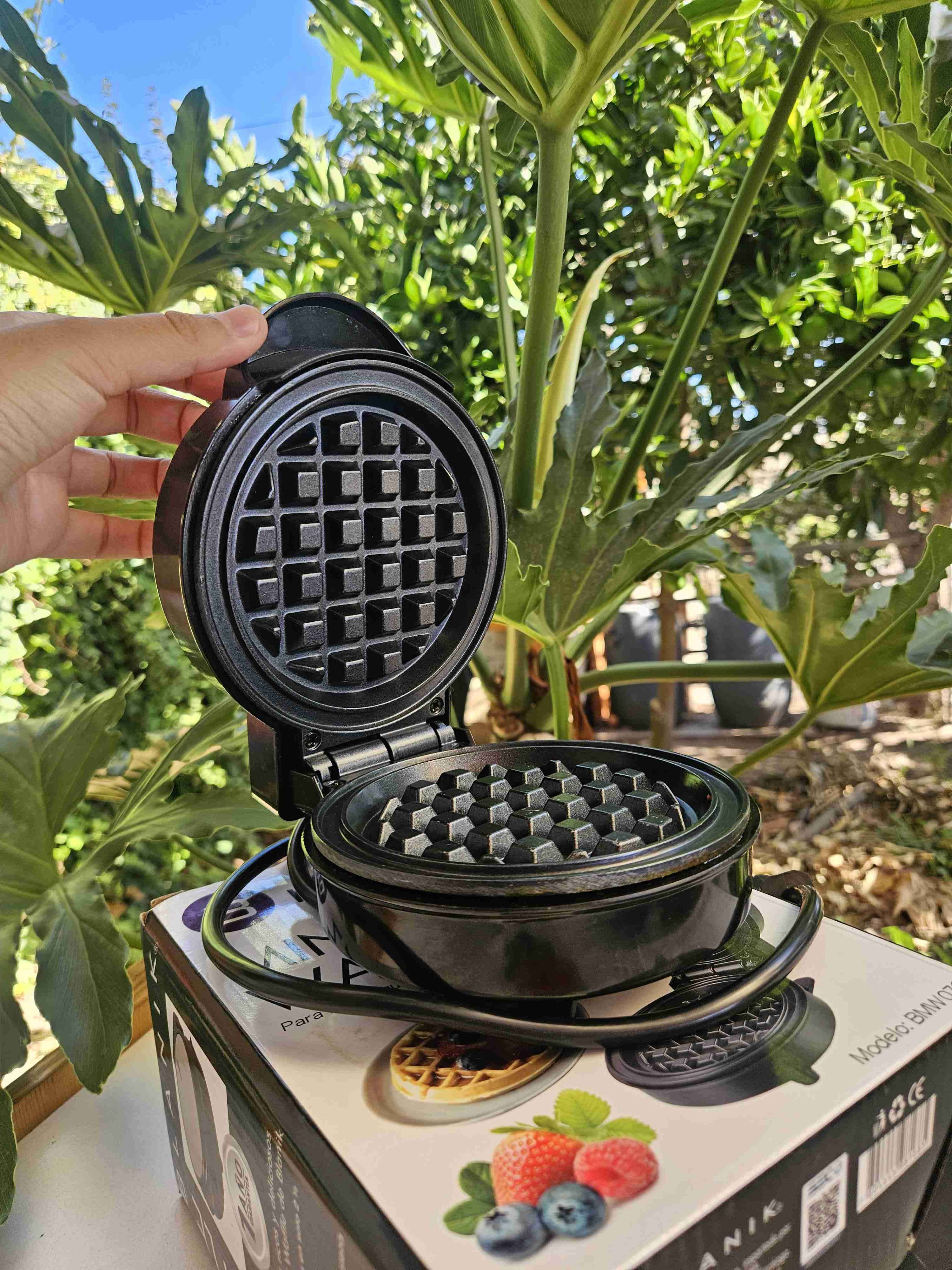 Wafflera eléctrica compacta - miniatura 4