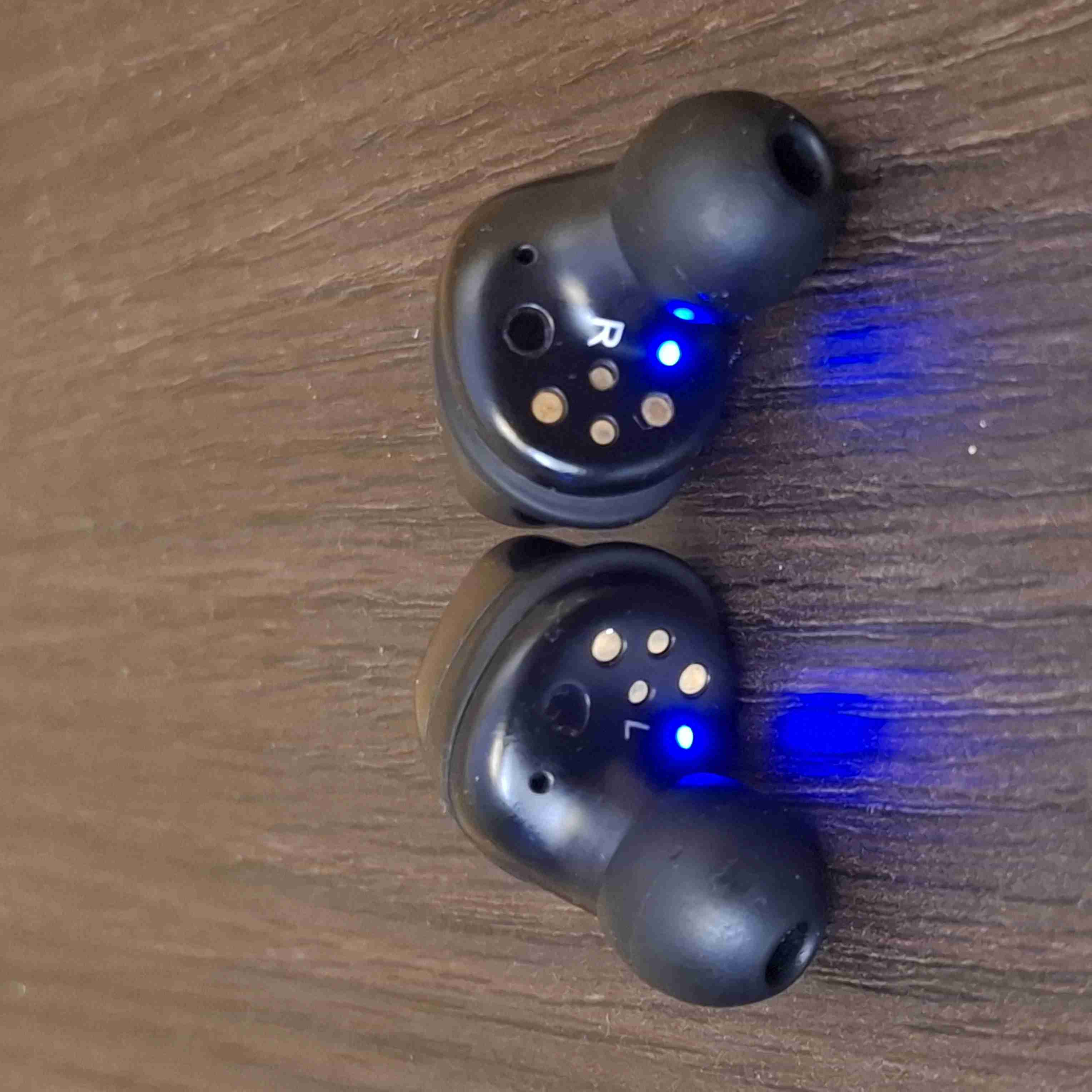 Audífonos inalámbricos Sennheiser MOMENTUM True 3 - miniatura 2