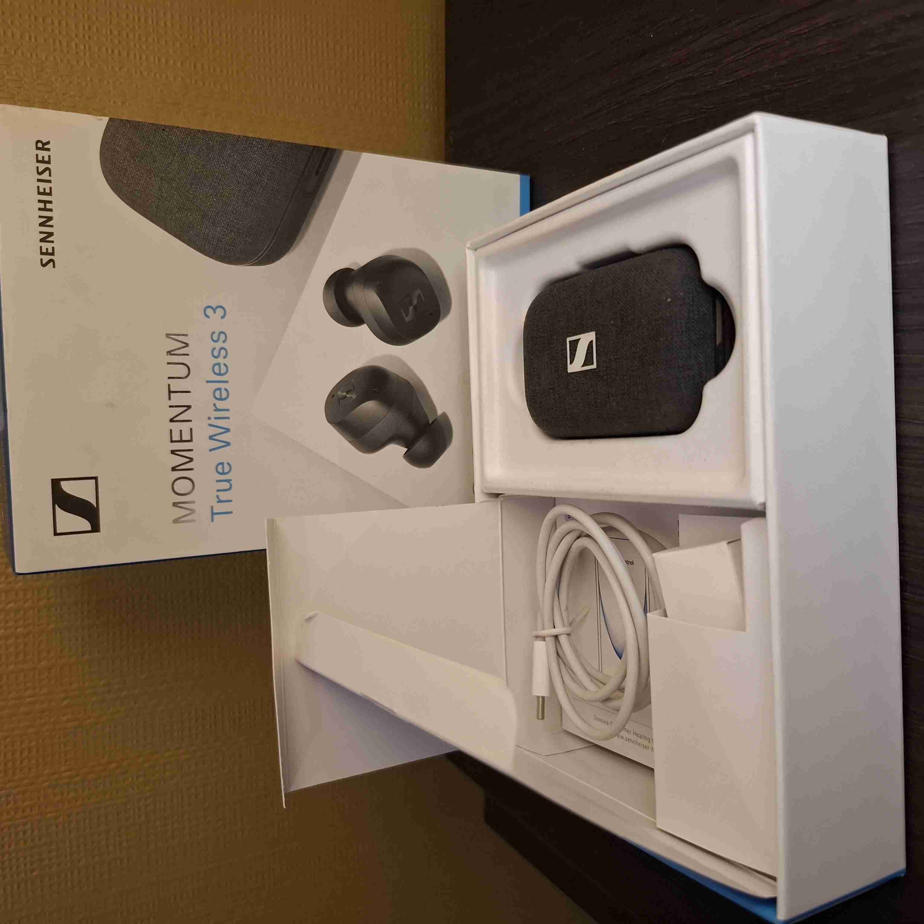Audífonos inalámbricos Sennheiser MOMENTUM True 3 - miniatura 4
