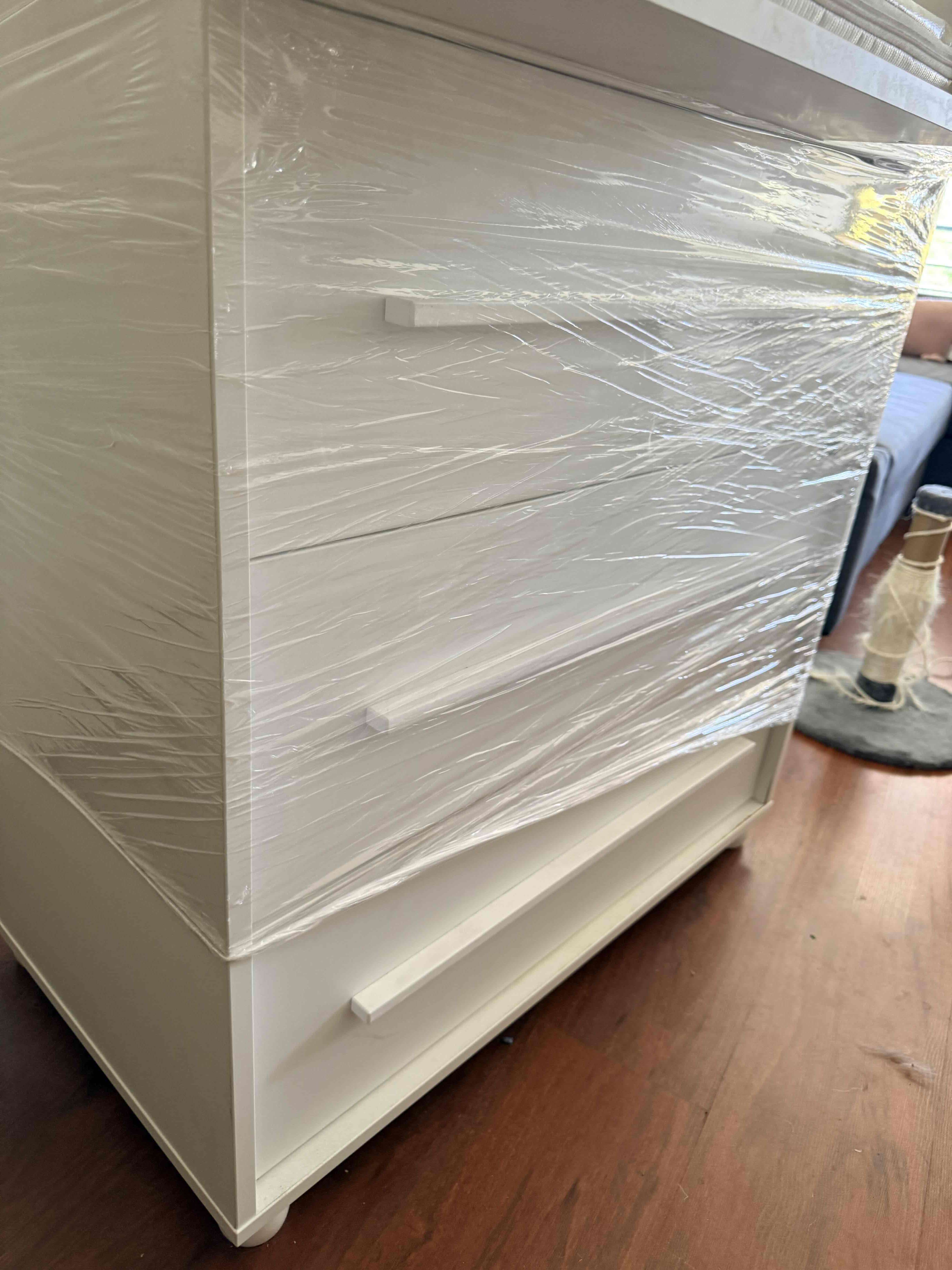 Cómoda blanca nueva con cajones/mudador removible - miniatura 3