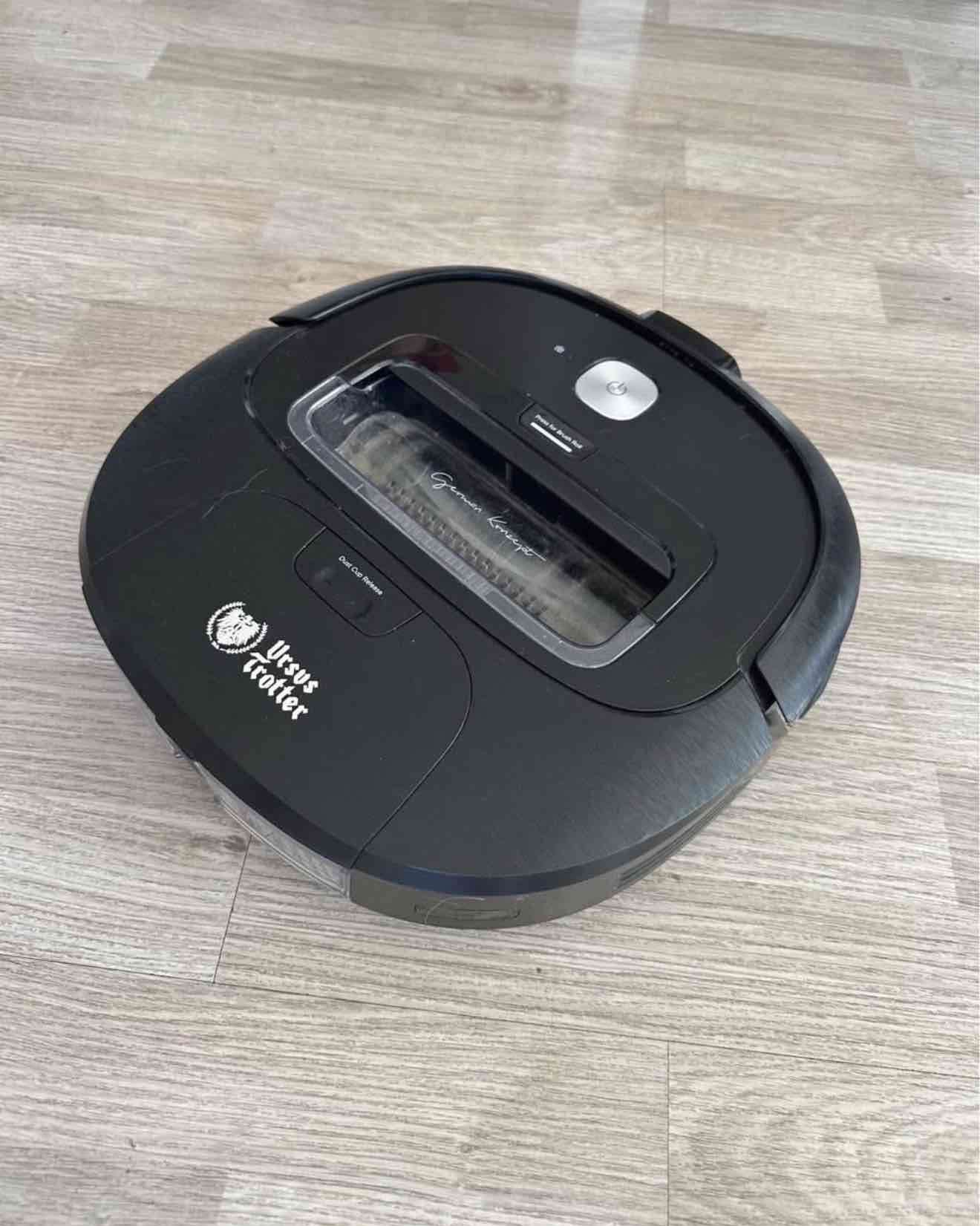 Robot aspiradora negro - miniatura 2