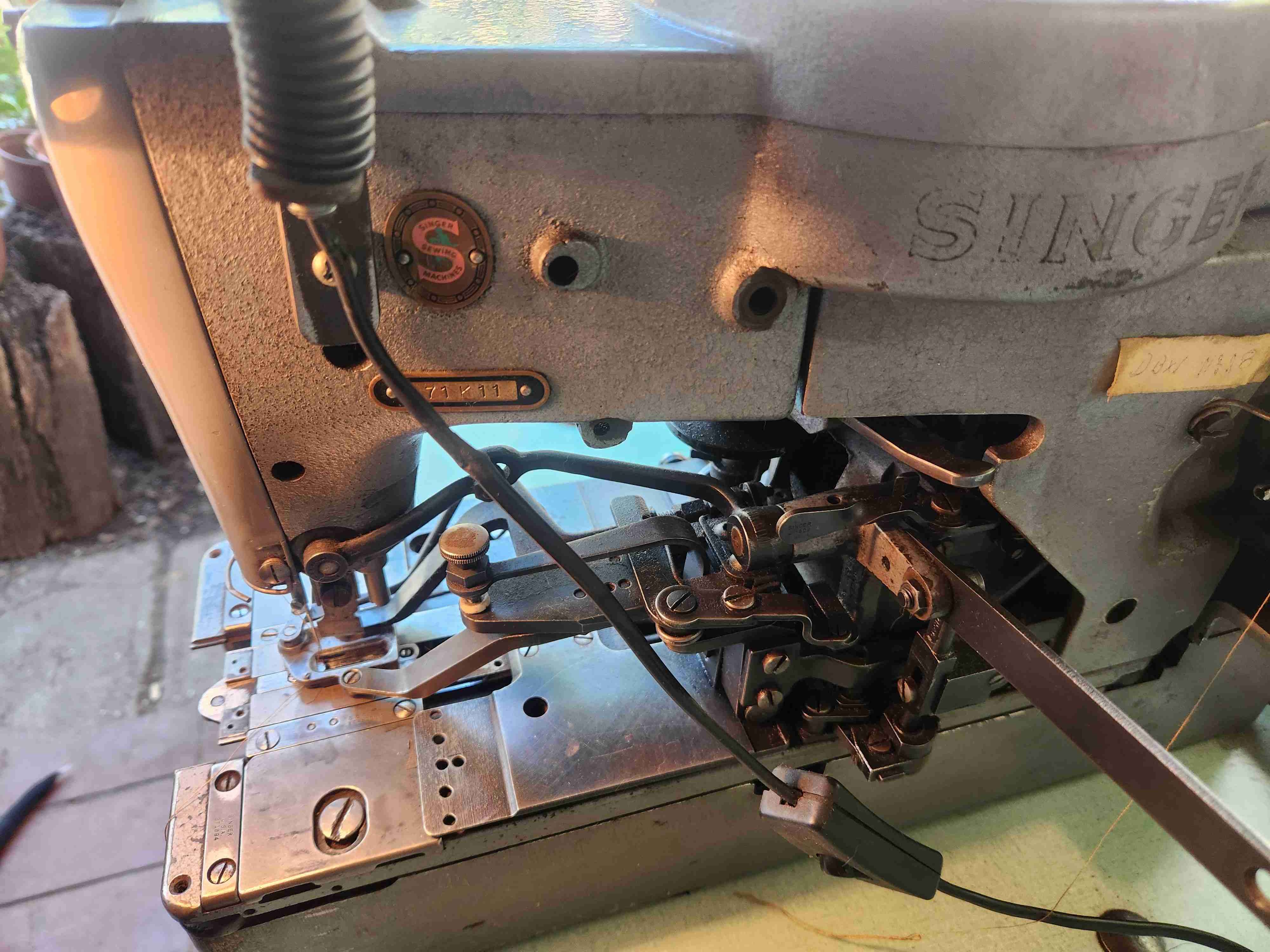 Máquinas de coser industriales - miniatura 4