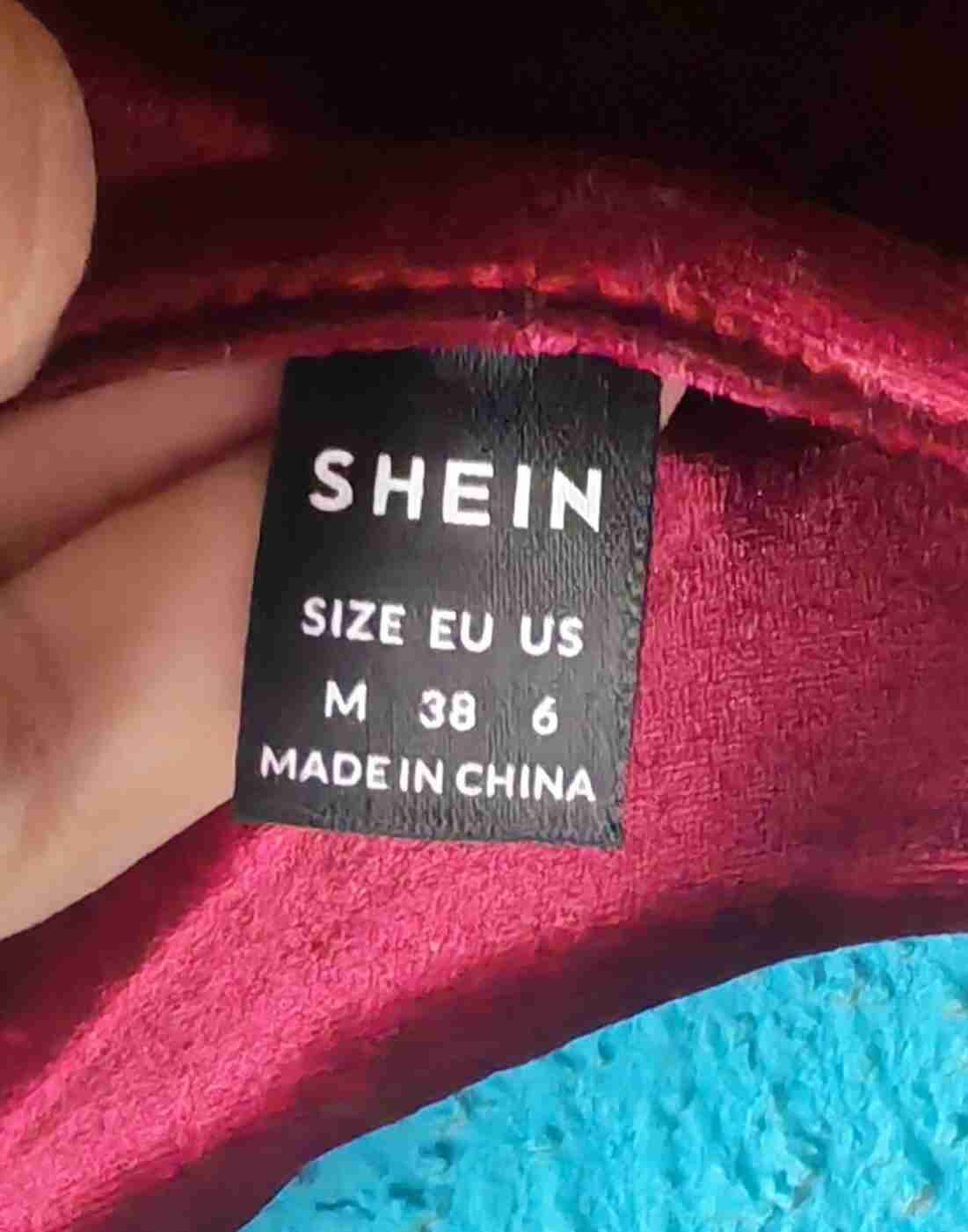 Vestido de terciopelo burdeo - miniatura 3