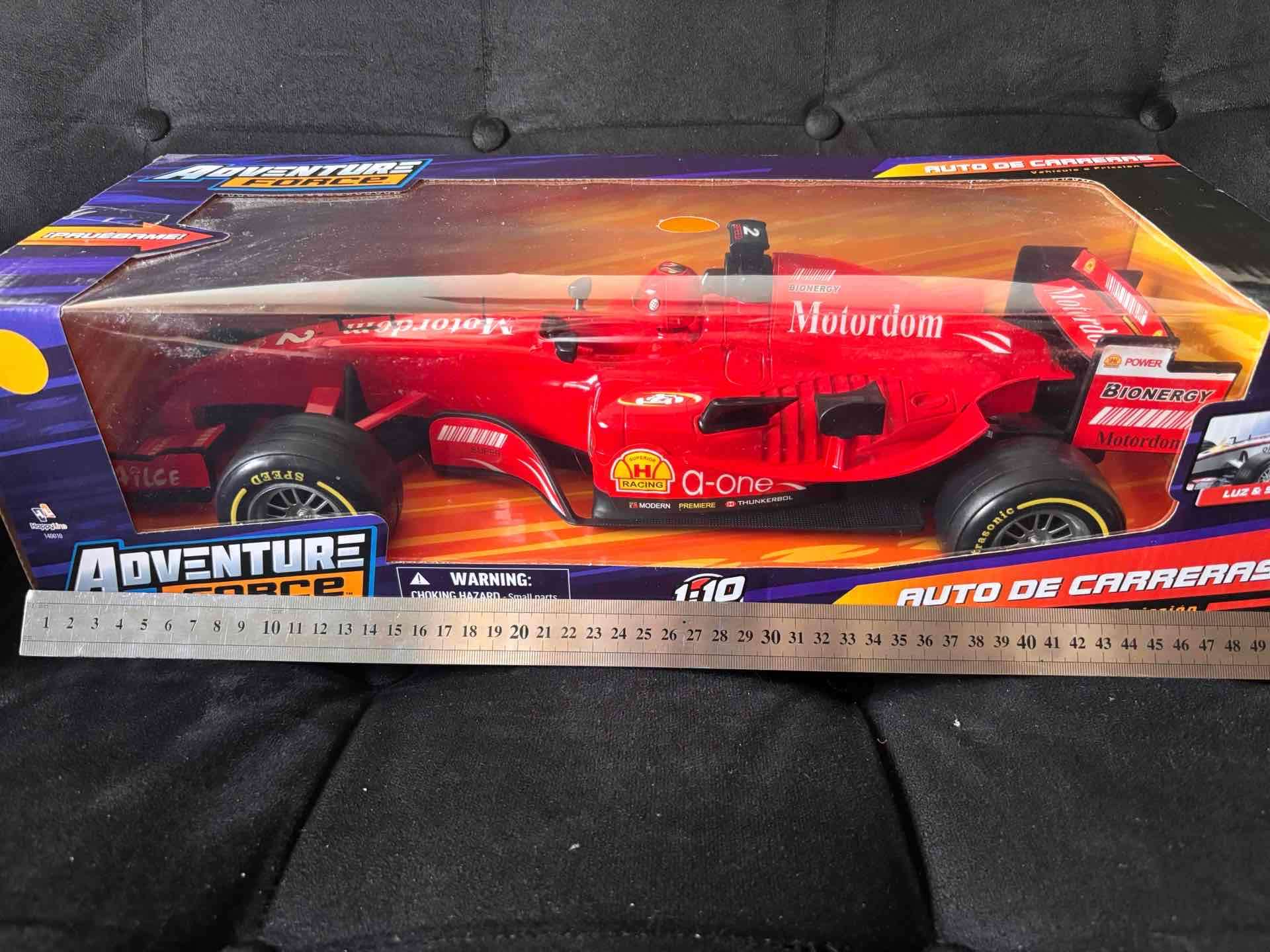 Auto de Carreras a Fricción con luz y sonido