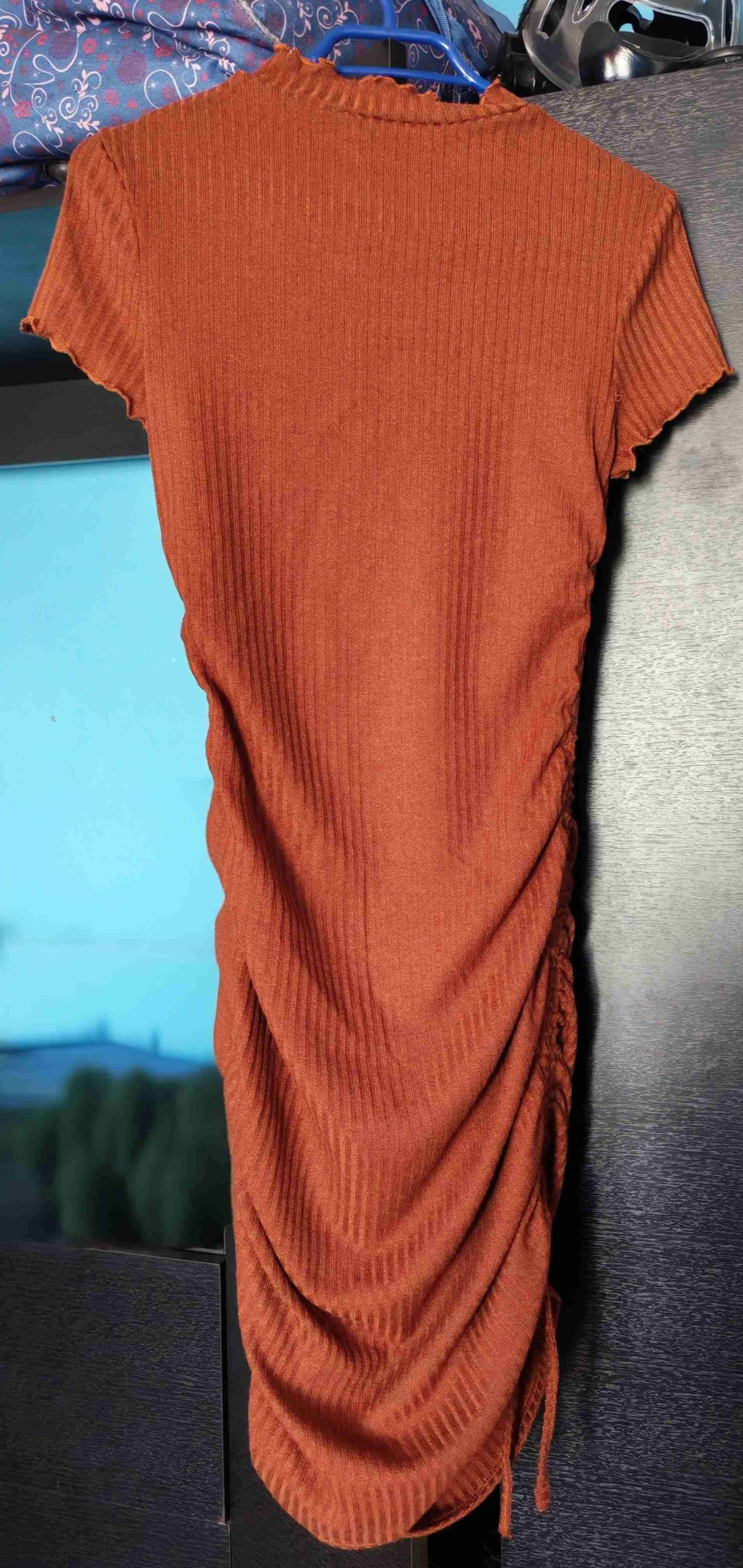 Vestido naranja de punto ajustado - miniatura 4