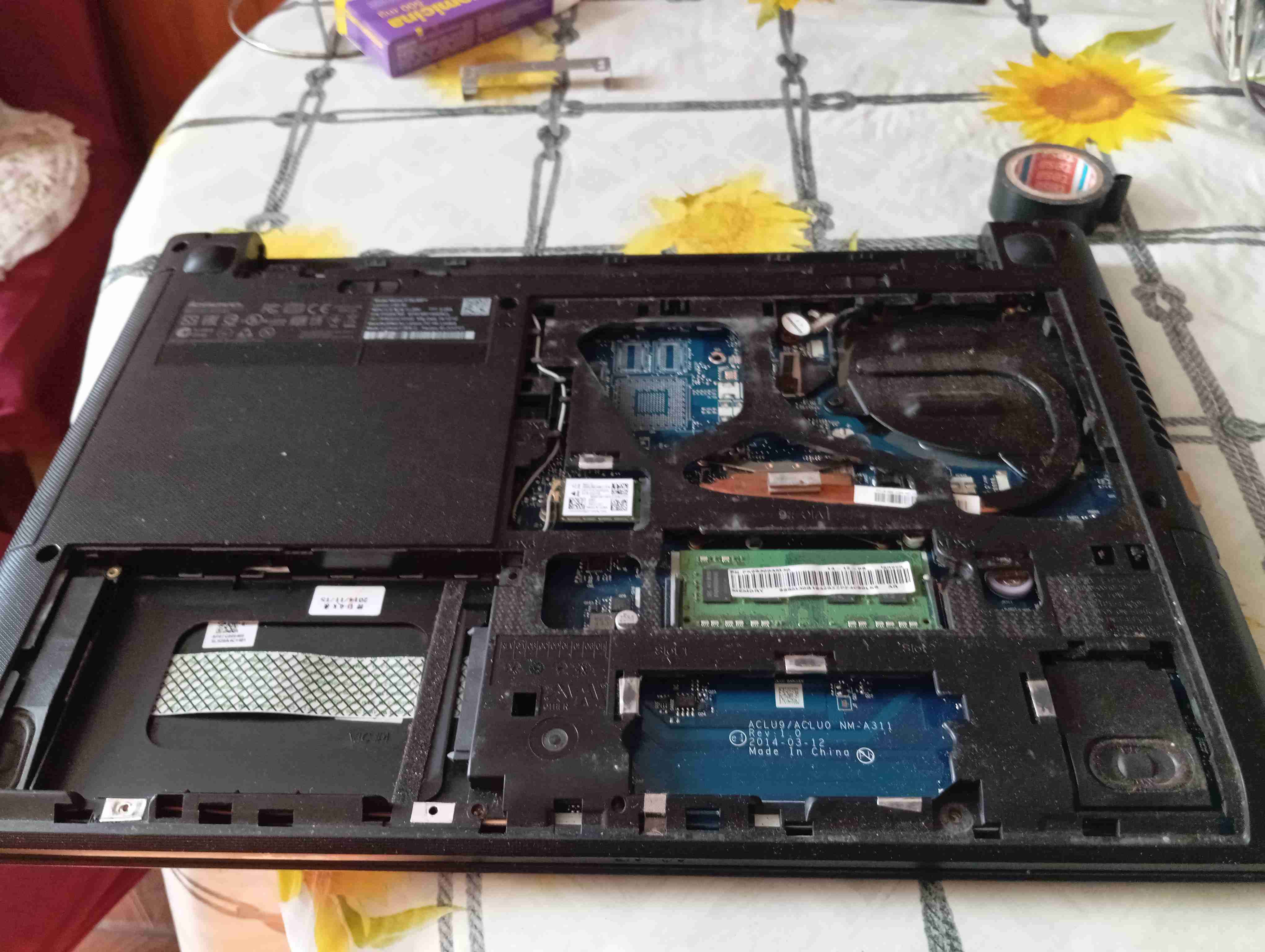 Lenovo G40-30 (Placa NM-A311) - PARA REPUESTOS - N - miniatura 3
