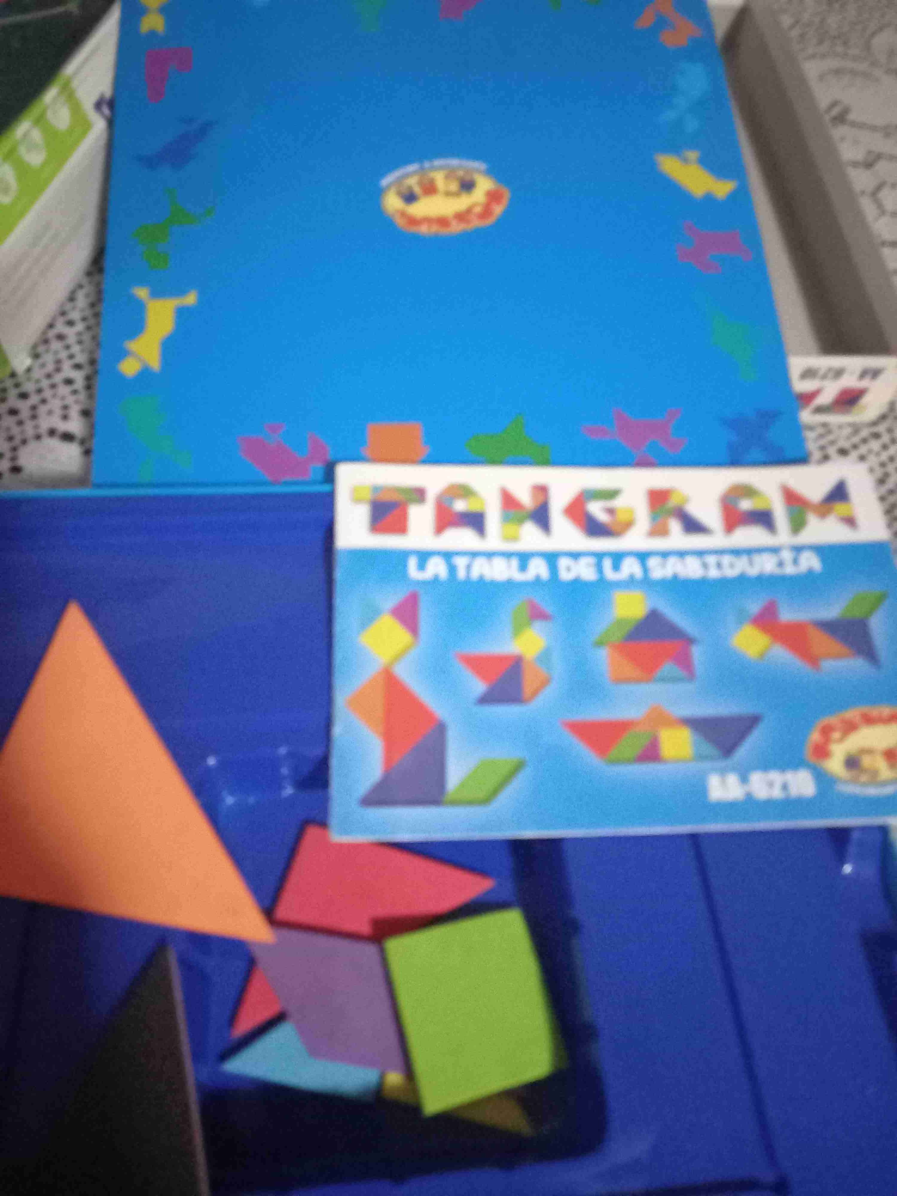 Juego de Tangram multicolor