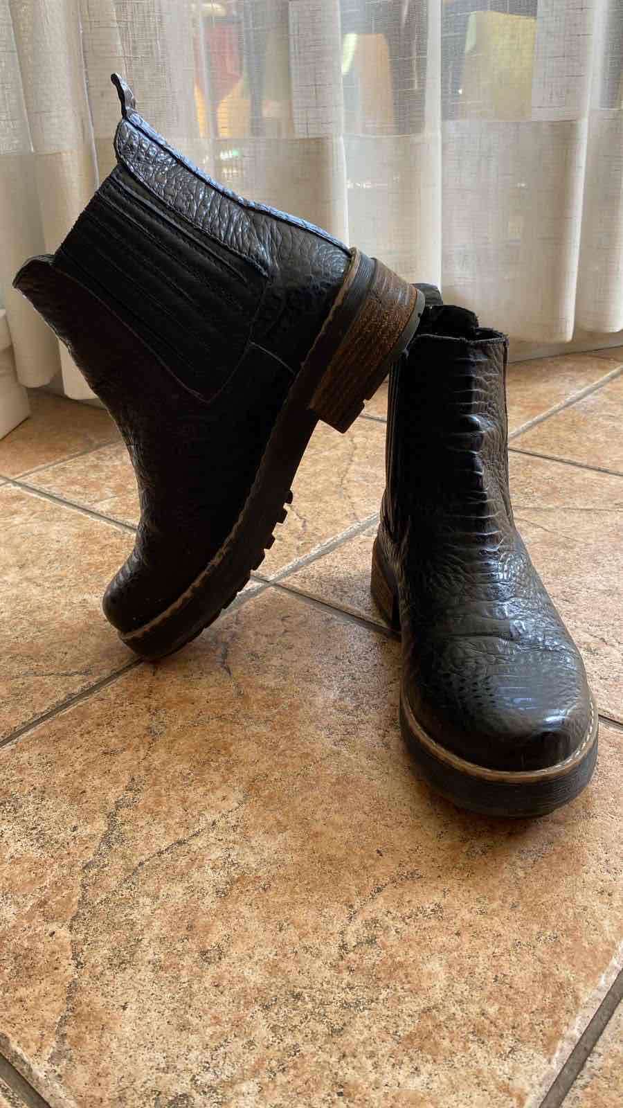 Botines de cuero negros - miniatura 2