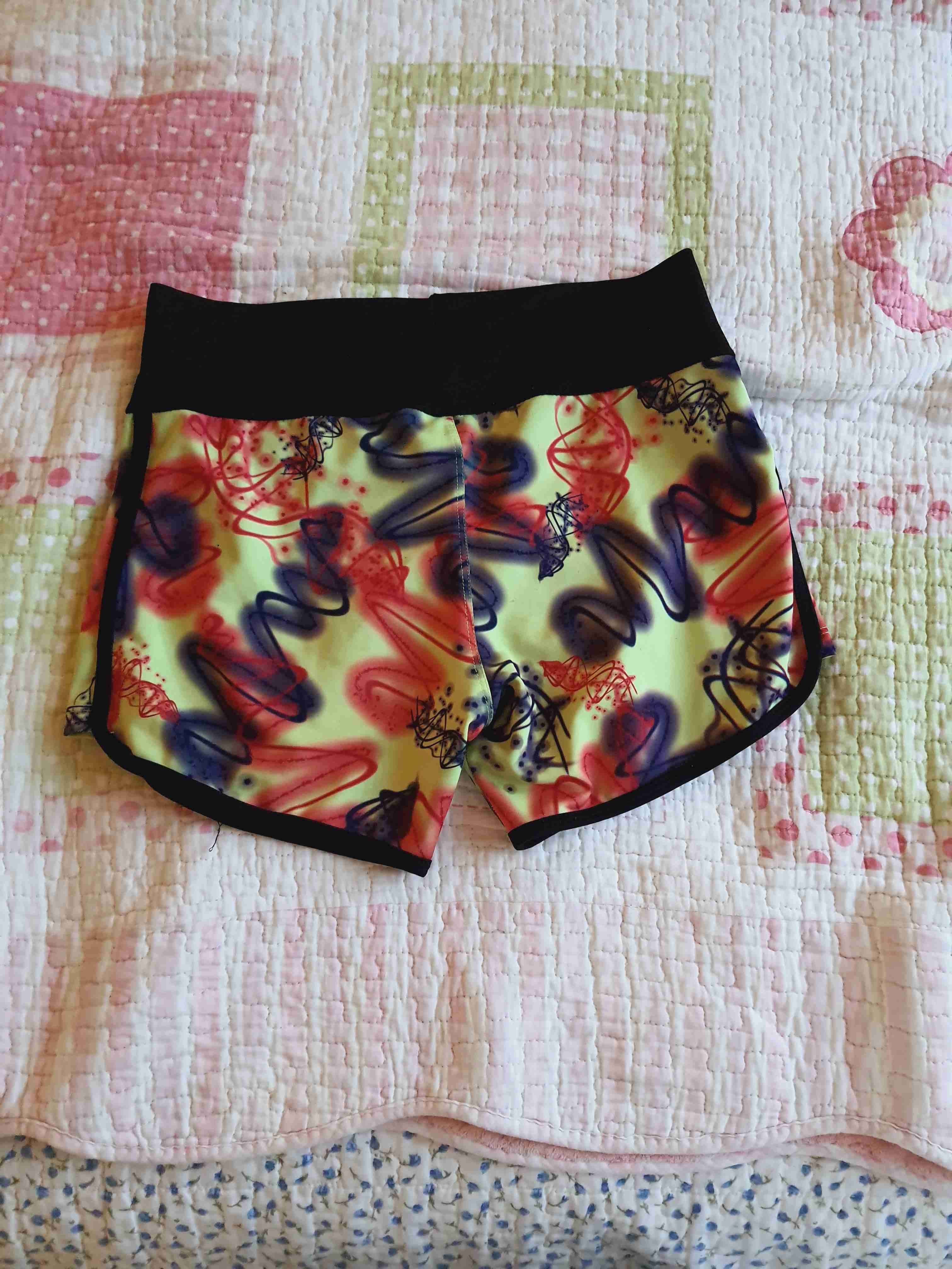 Shorts deportivos adidas estampados - miniatura 2