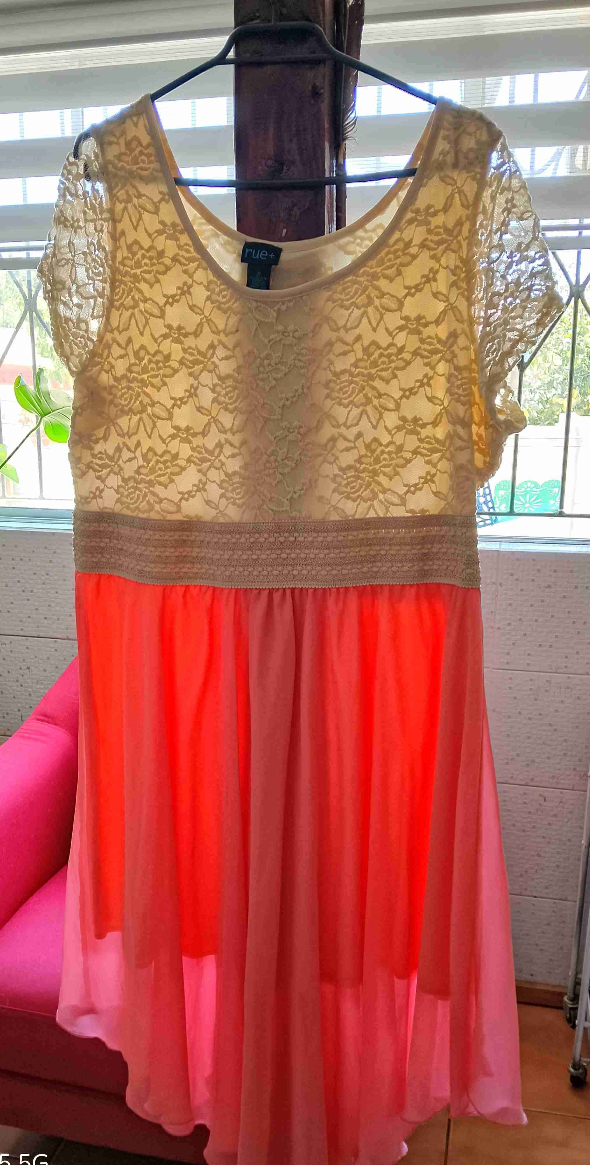 Vestido encaje y gasa XL - miniatura 2