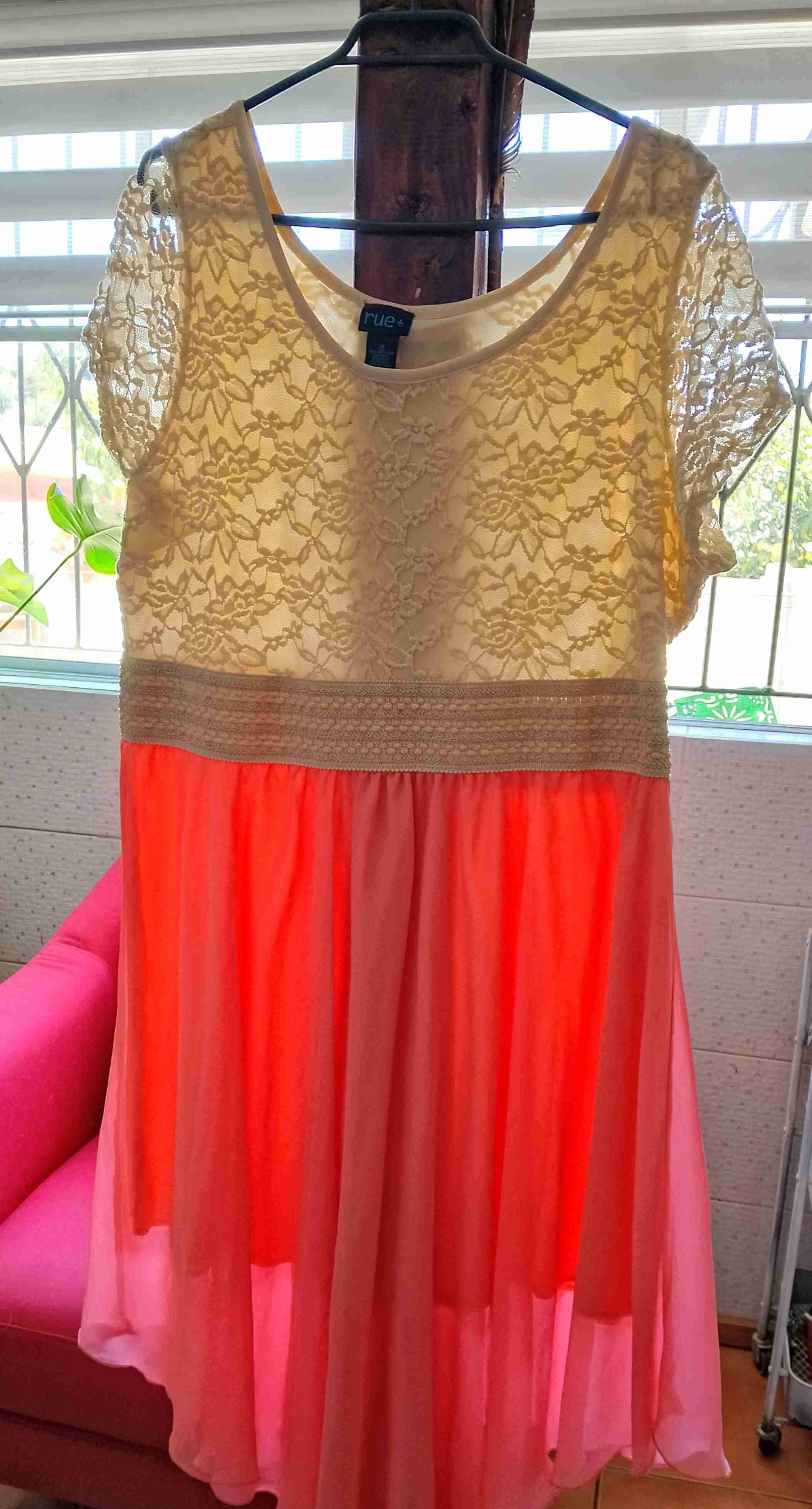 Vestido encaje y gasa XL - miniatura 3
