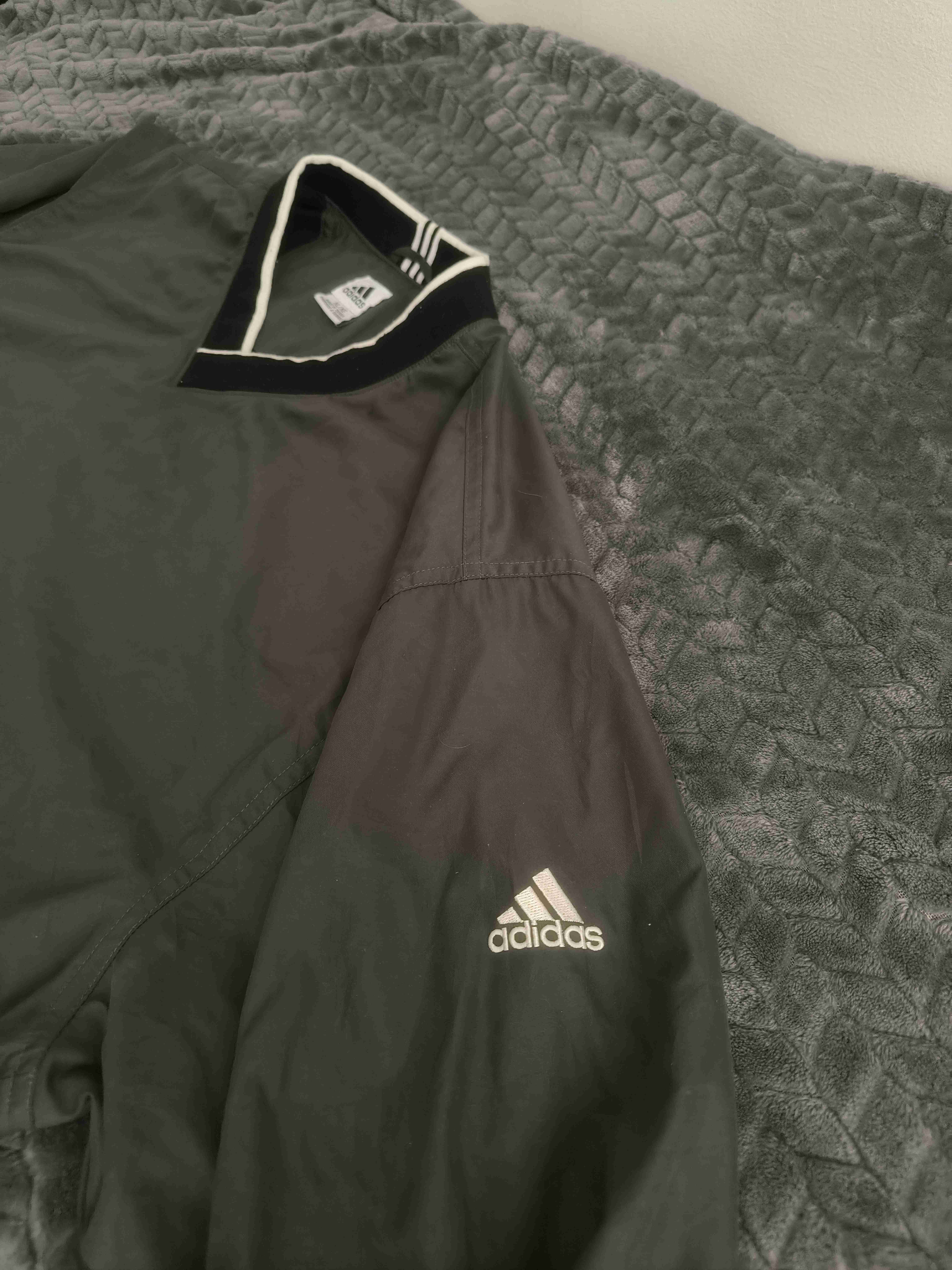 Cortavientos verde oliva Adidas - miniatura 2