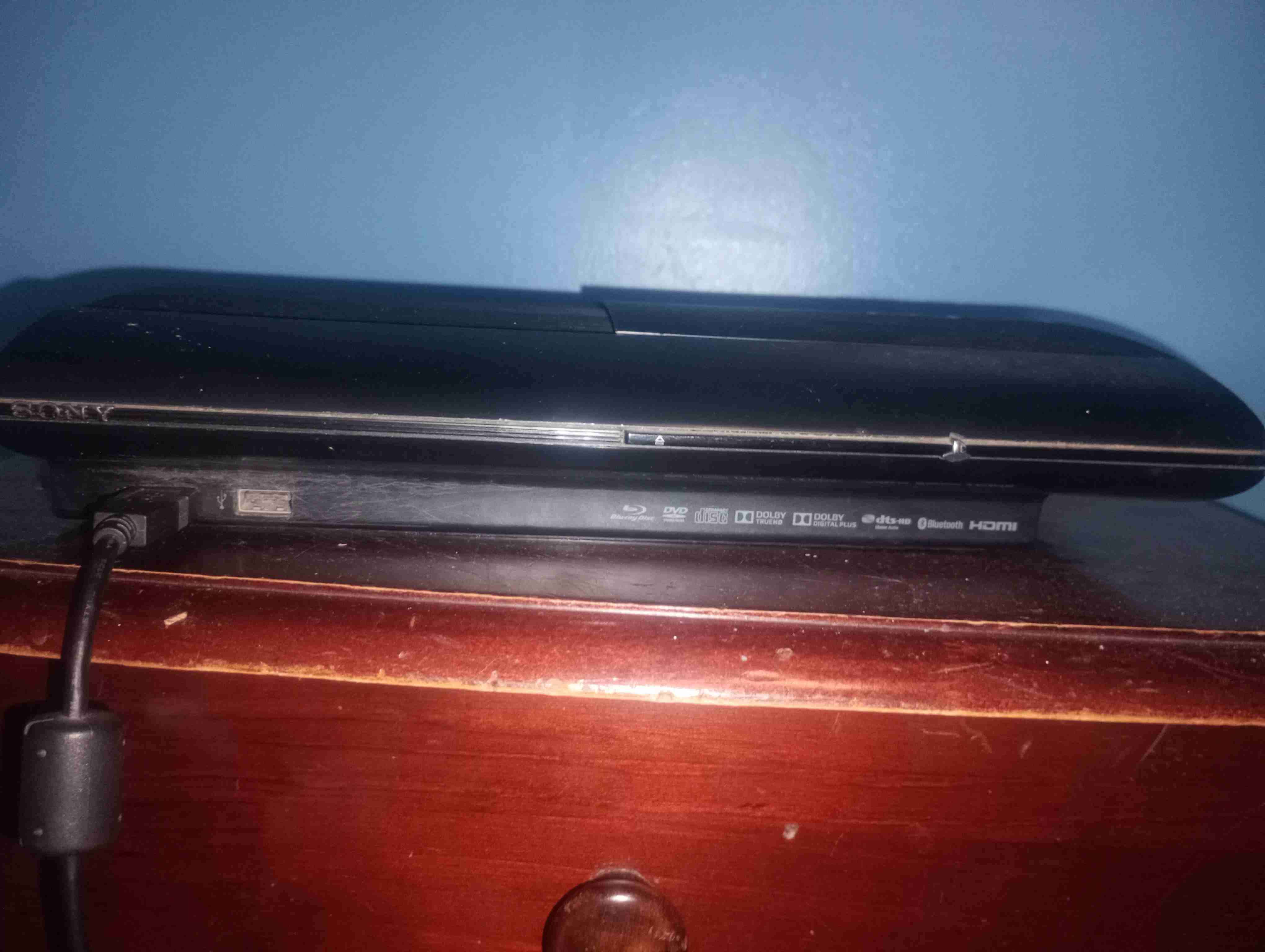 Consola PS3 con control rojo - miniatura 4