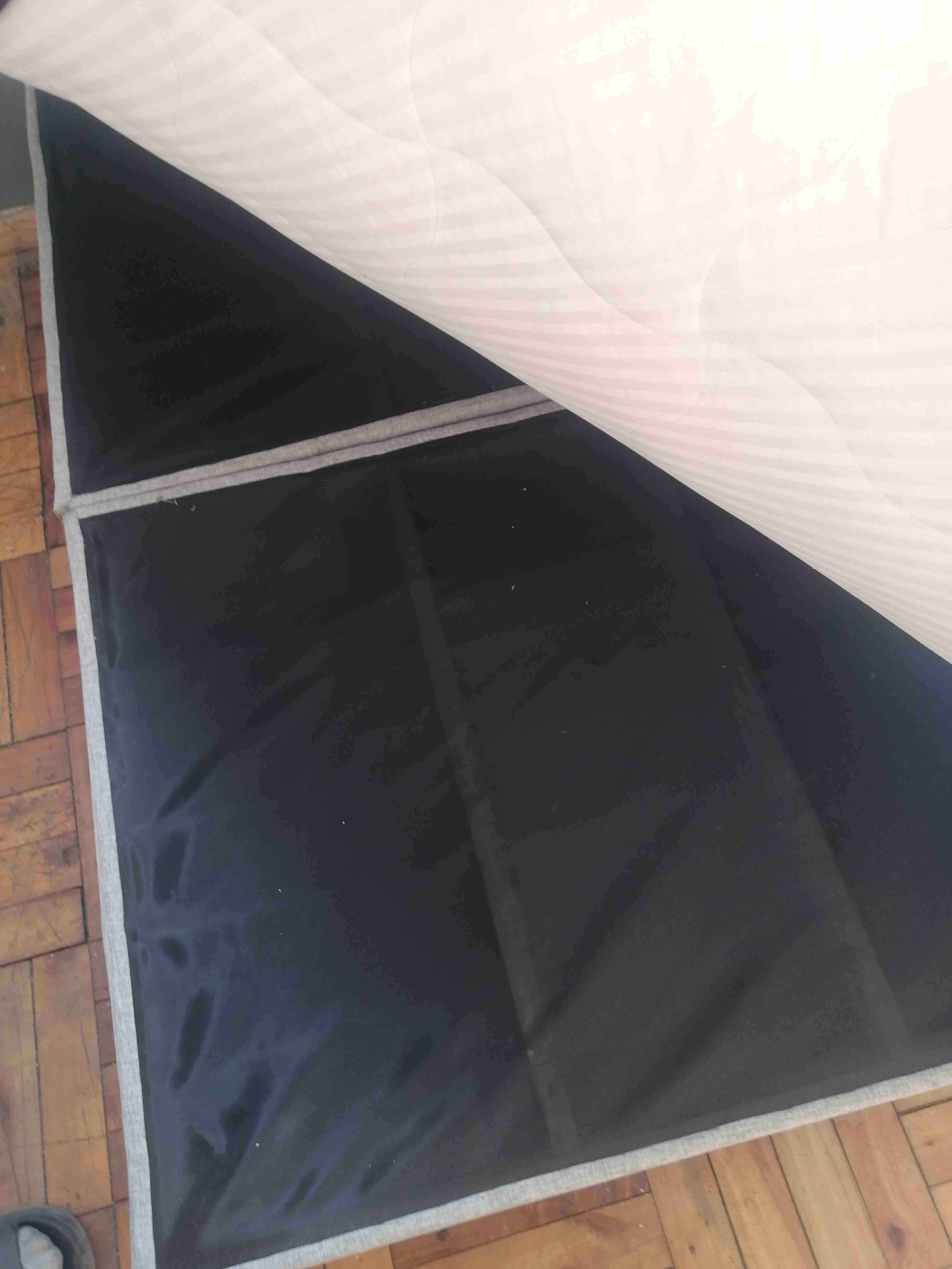 Colchón matrimonial en buen estado - miniatura 2