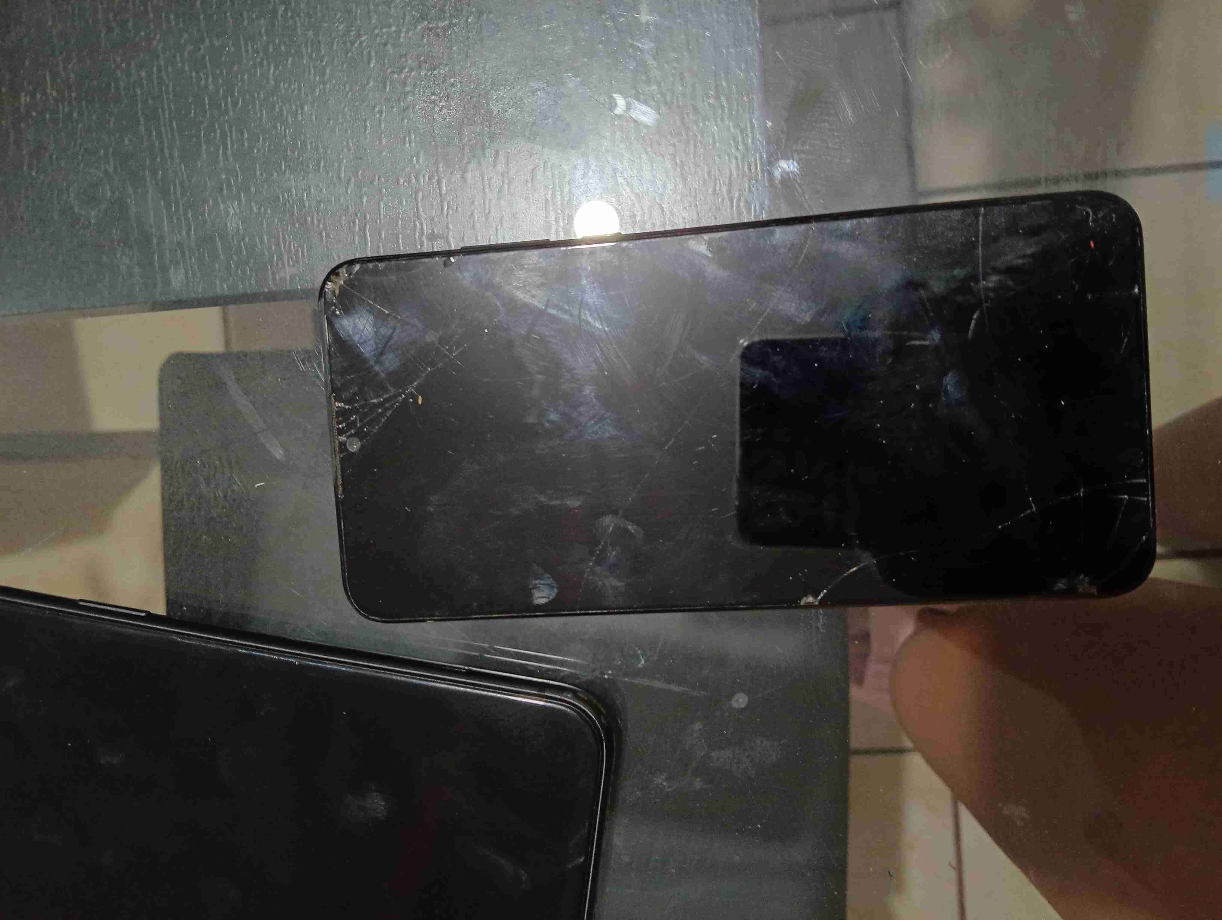 Smartphone Huawei para reparar - miniatura 2