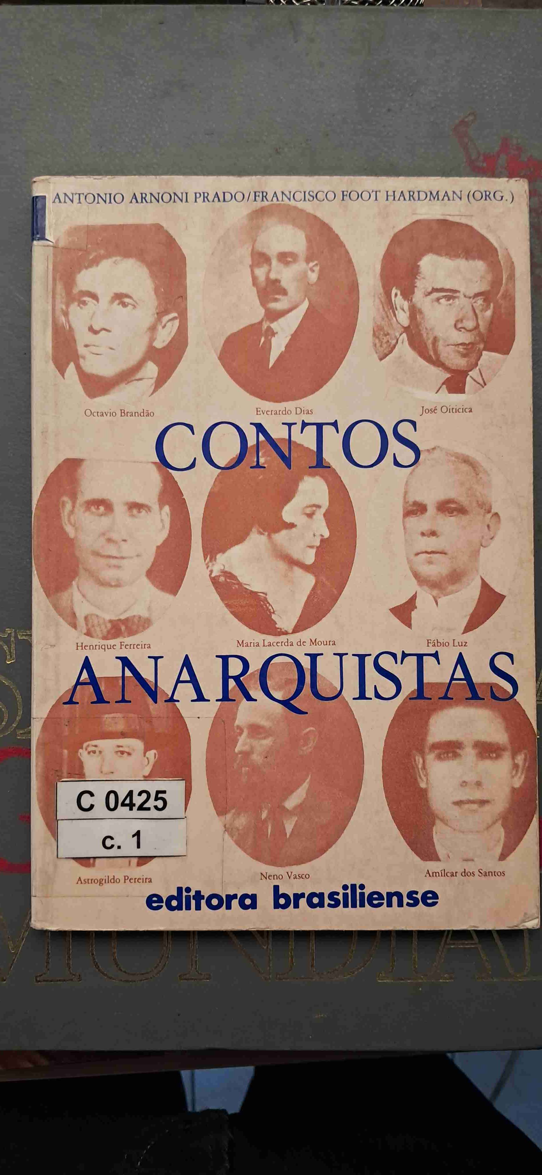 Libro 'Contos Anarquistas' usado