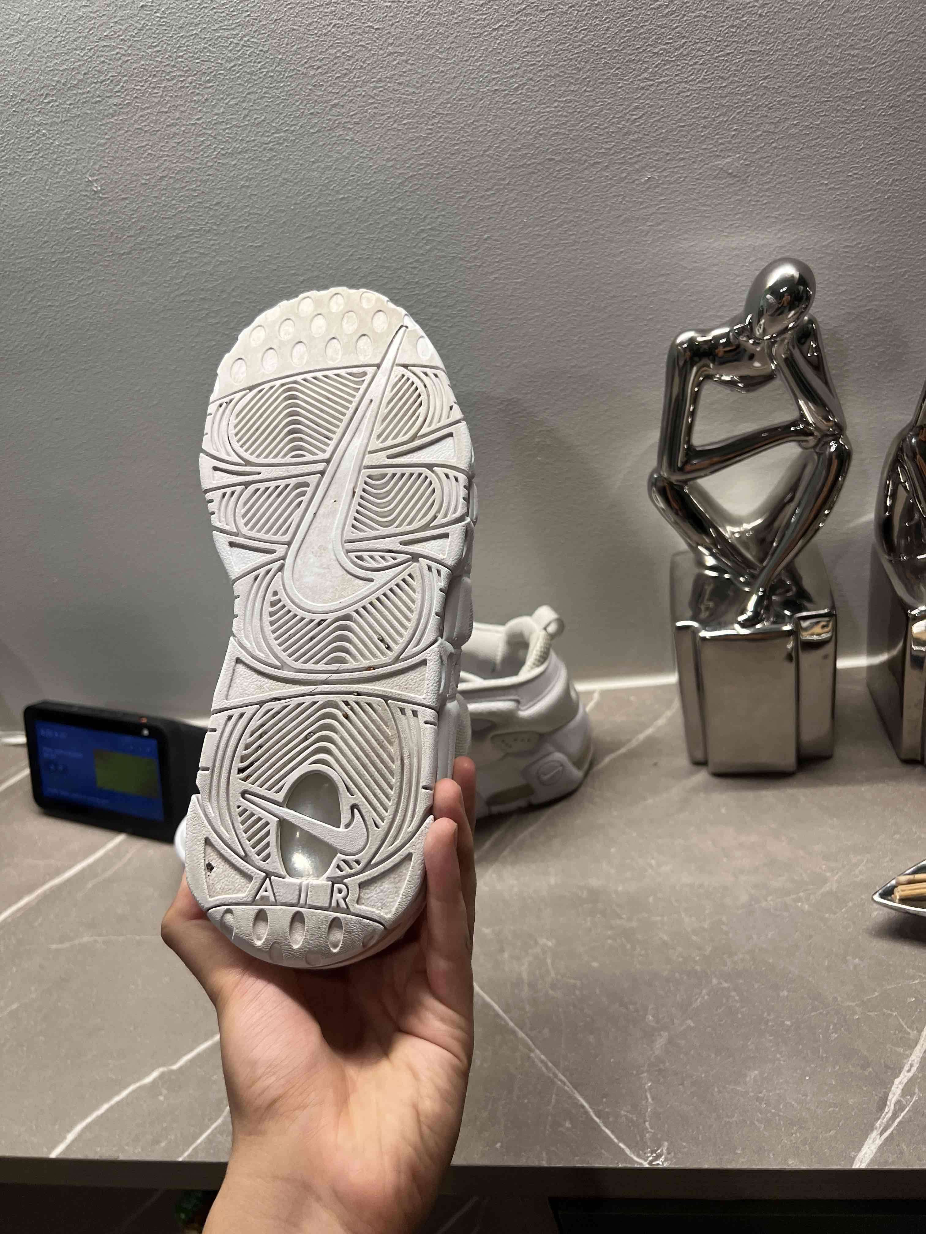 nike uptempo low blancas originales 8.5 us - miniatura 3