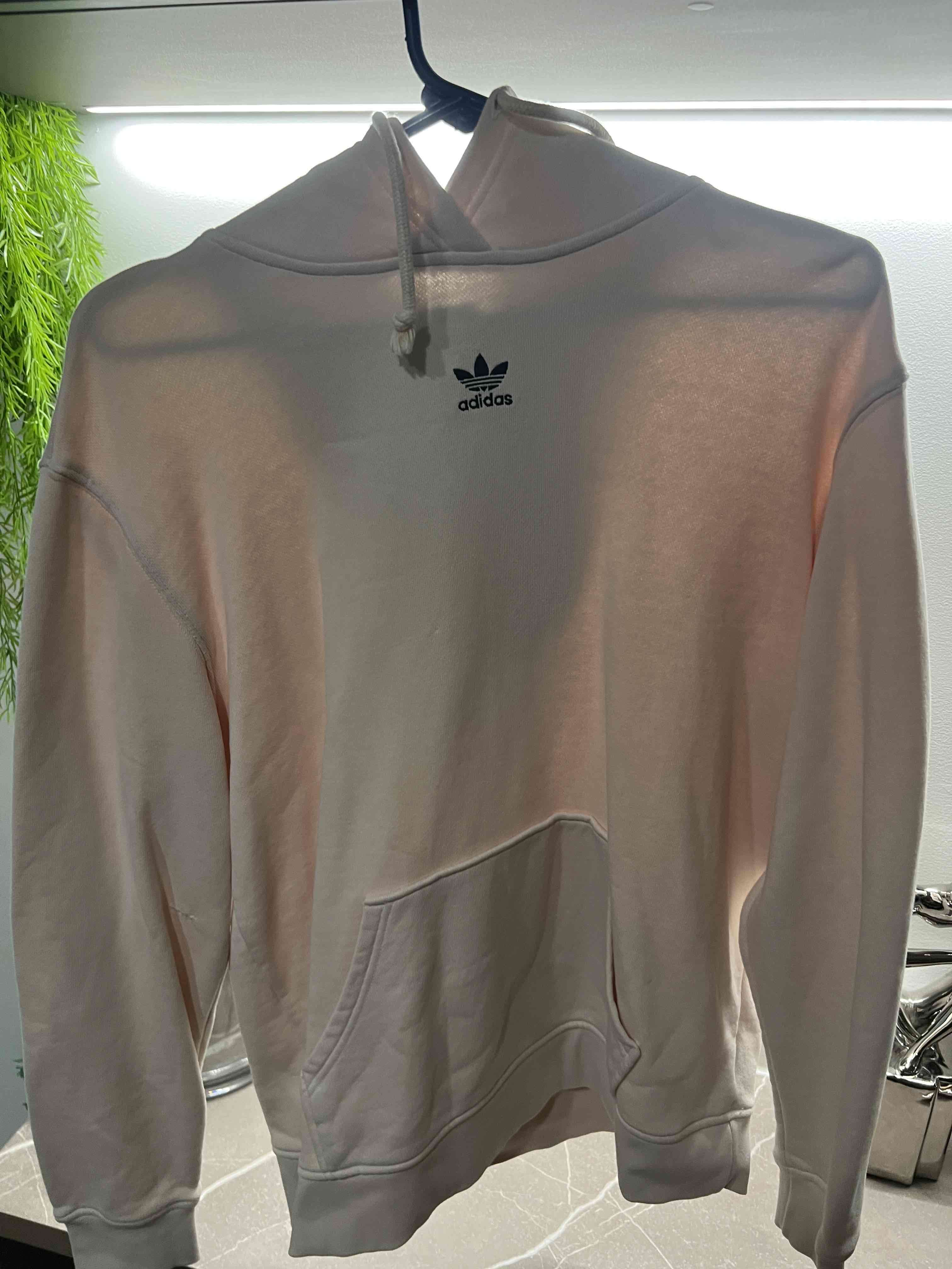 Polerón Adidas rosado claro