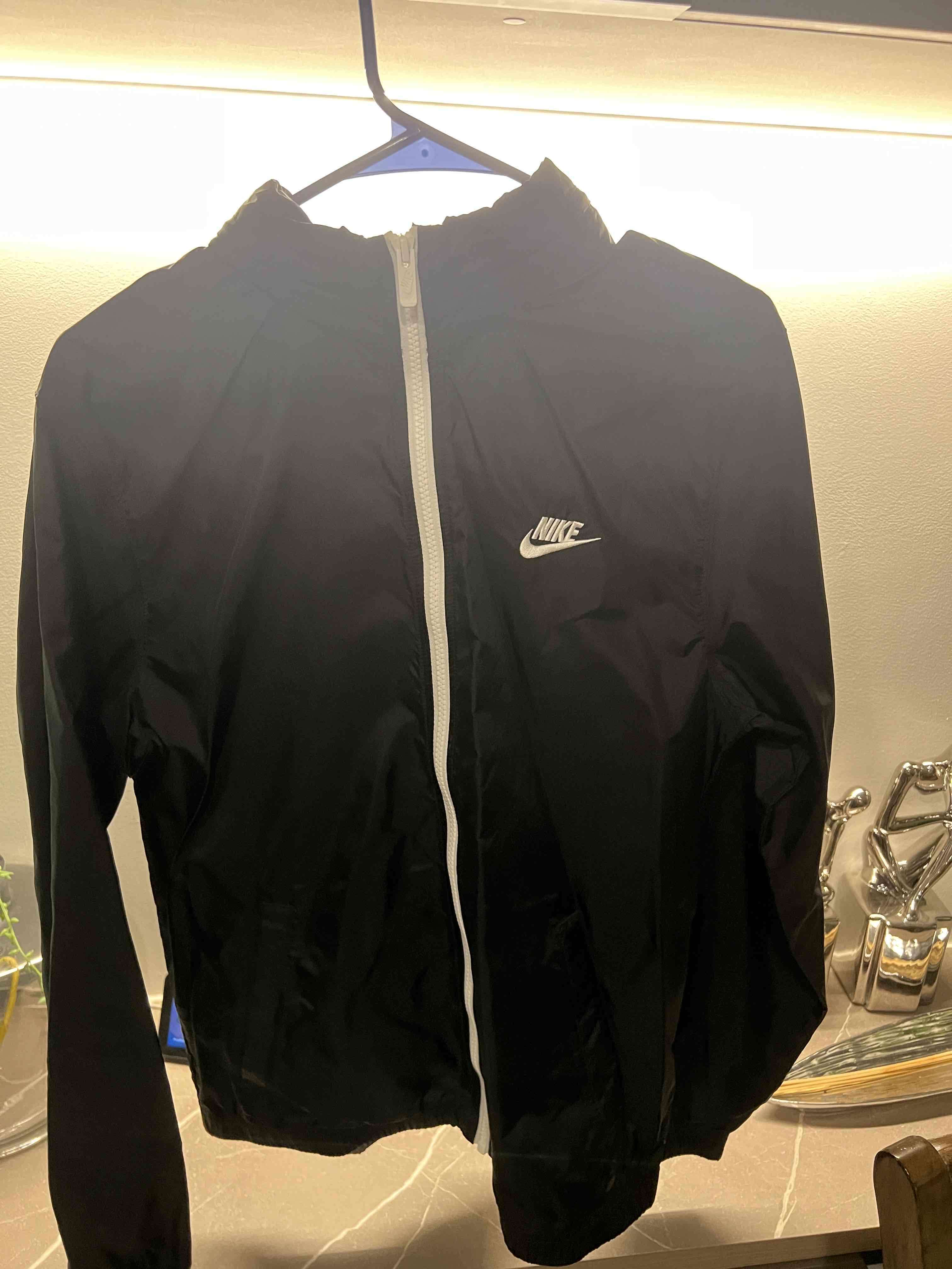 Cortaviento negro Nike talla m