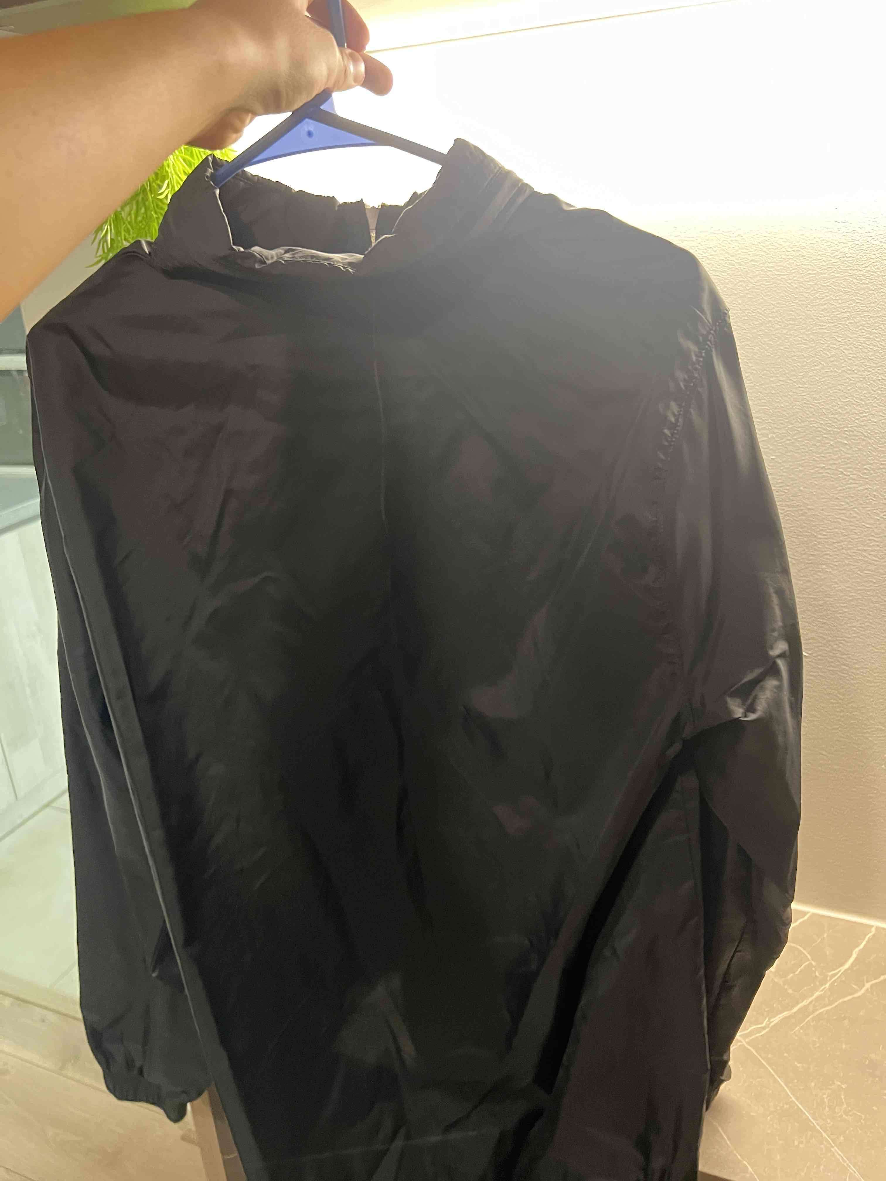 Cortaviento negro Nike talla m - miniatura 3