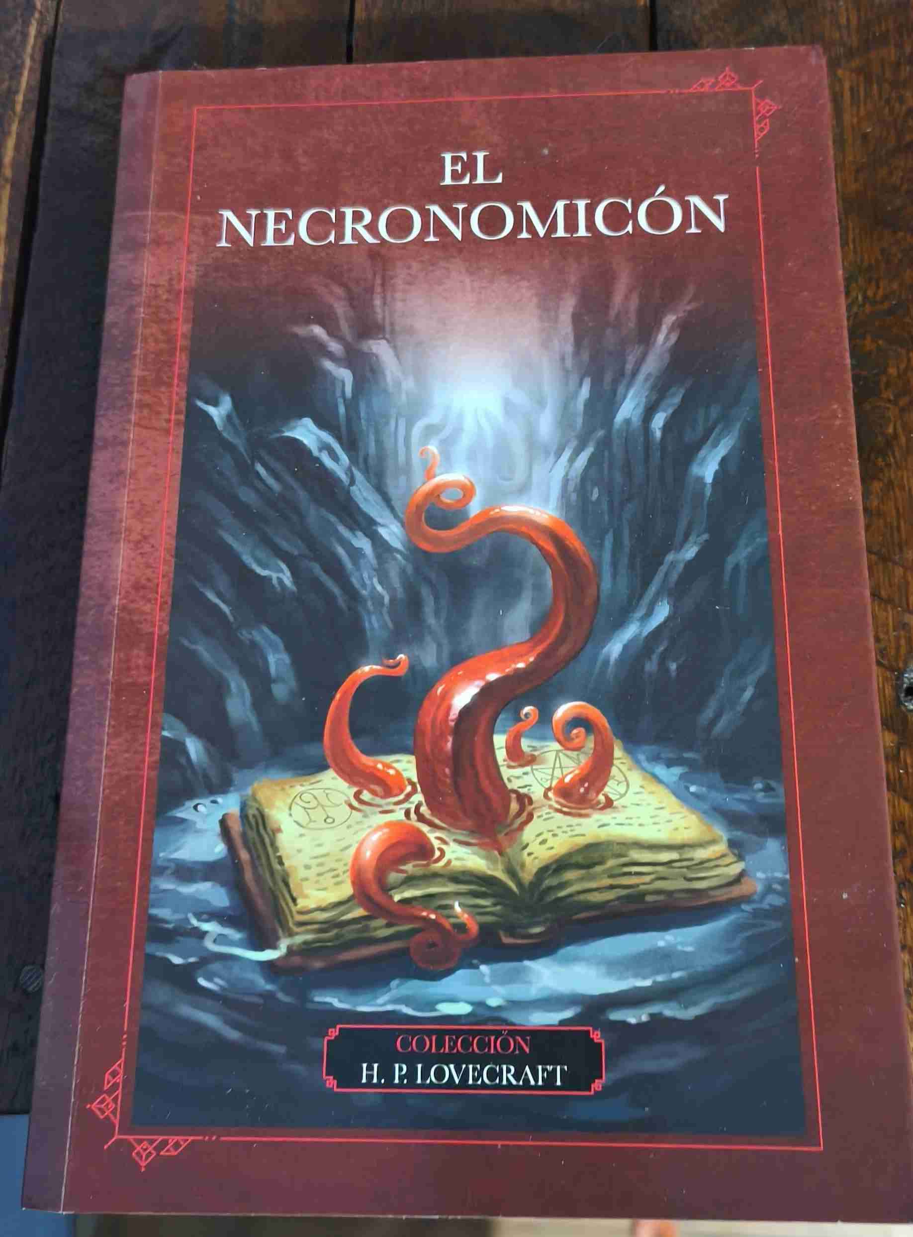 Libro El Necronomicón - H.P. Lovecraft